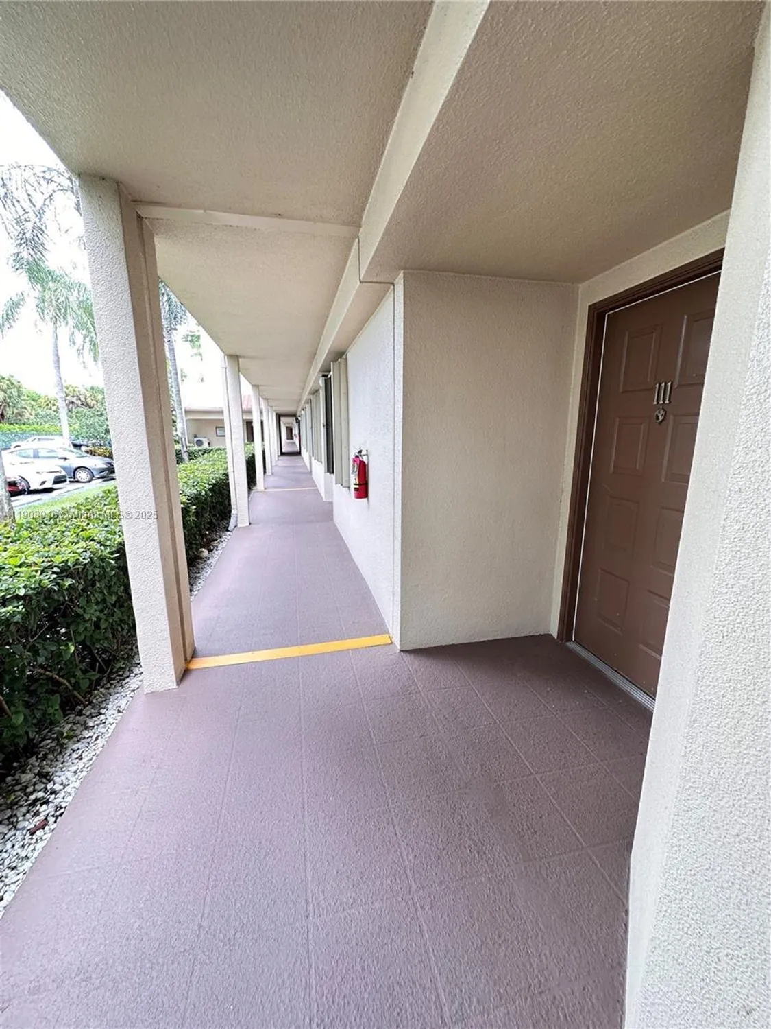 Property Slideshow image 2 of 14 | 1301 sw 142nd ave 111h, Pembroke Pines, FL, 33027