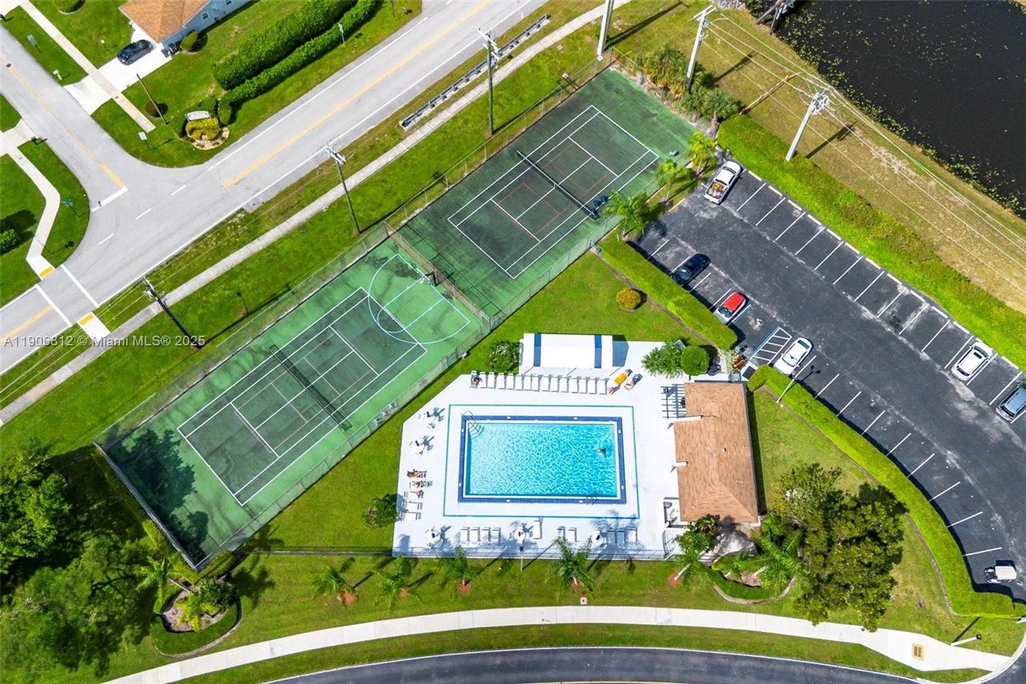 Property Slideshow image 37 of 61 | 5710 princess palm ct a, Delray Beach, FL, 33484