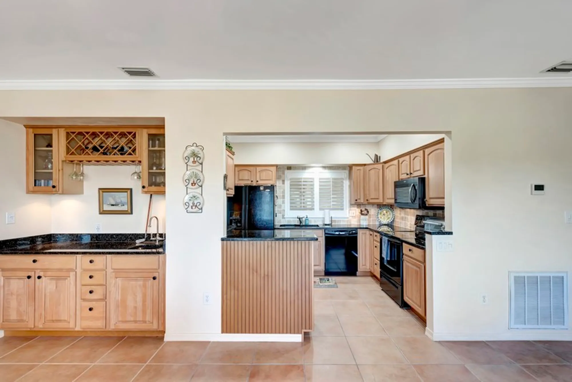 Property Slideshow image 11 of 36 | 5030 harmony cir apt 303, Vero Beach, FL, 32967