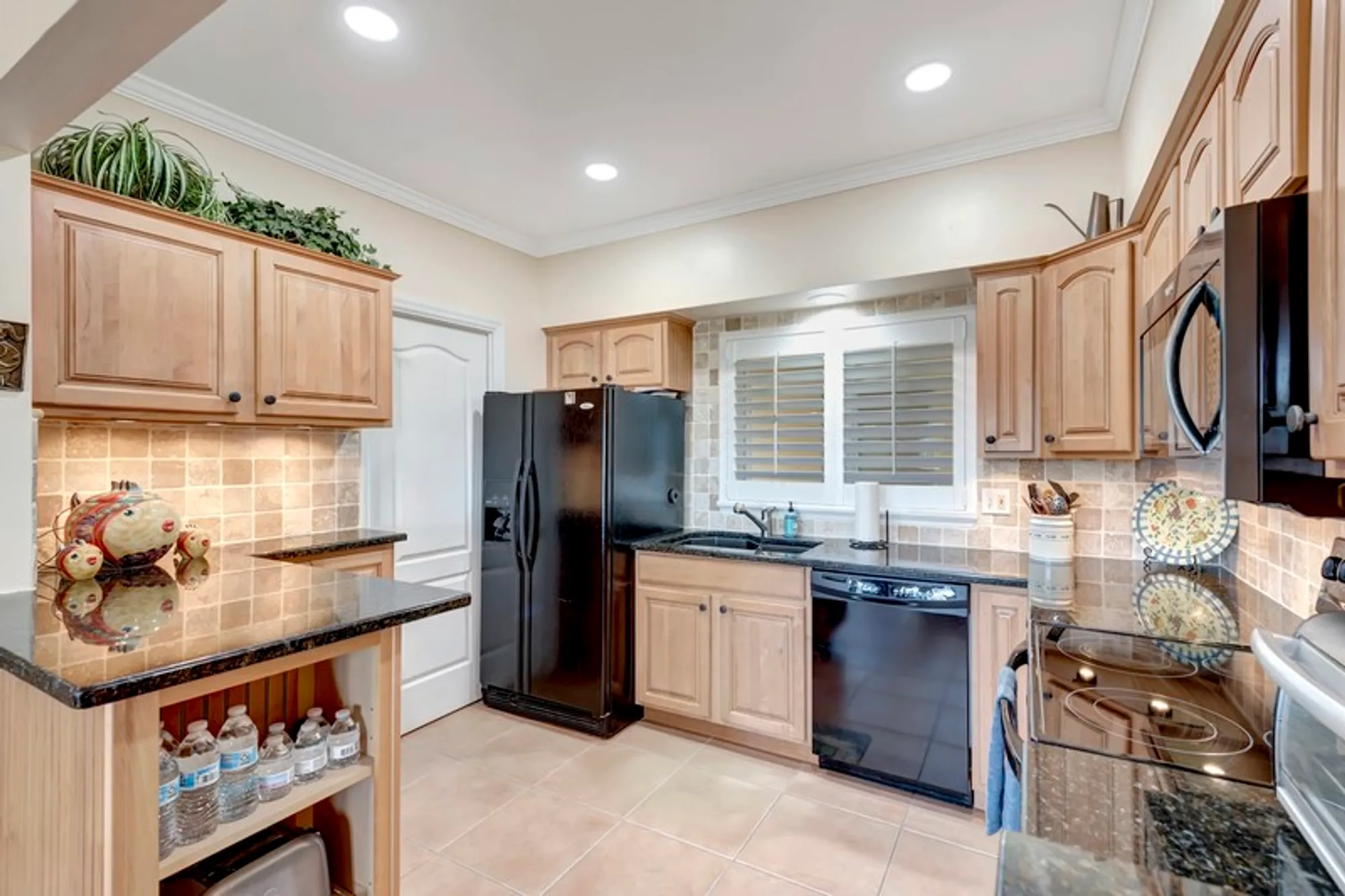 Property Slideshow image 13 of 36 | 5030 harmony cir apt 303, Vero Beach, FL, 32967