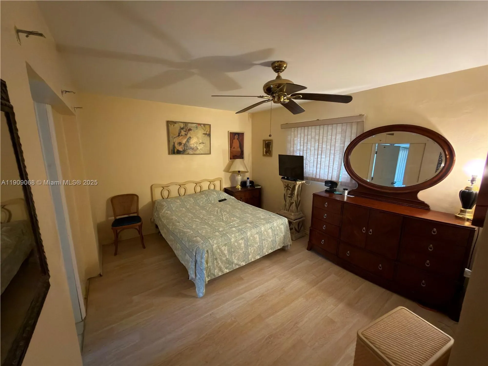 Property Slideshow image 6 of 24 | 4635 nw 44th st, Tamarac, FL, 33319