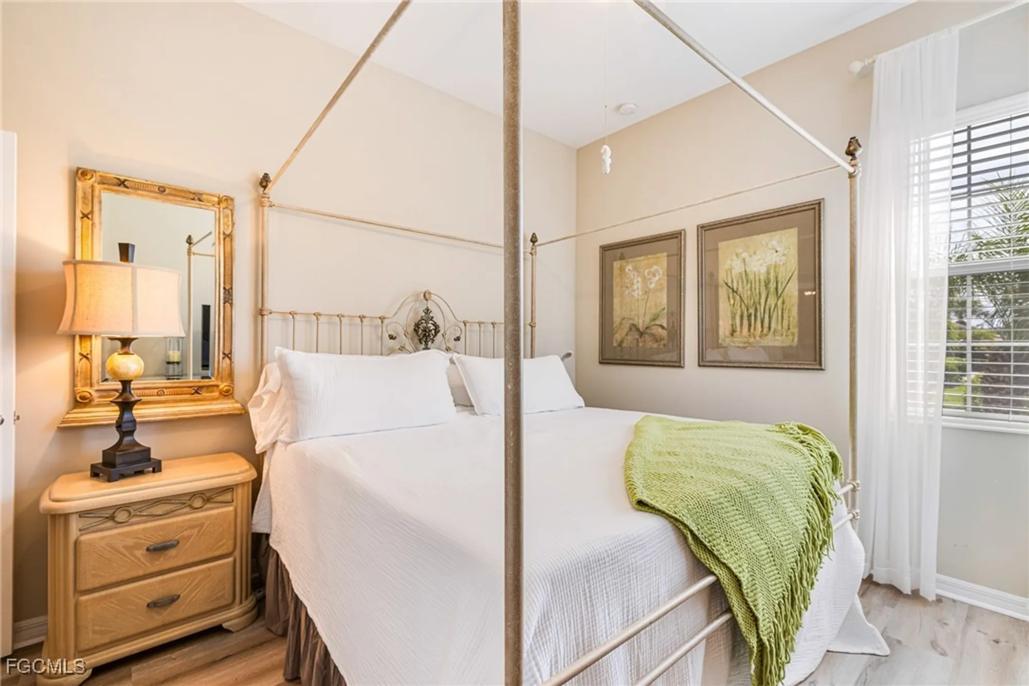 Property Slideshow image 16 of 46 | 10406 materita dr, Fort Myers, FL, 33913