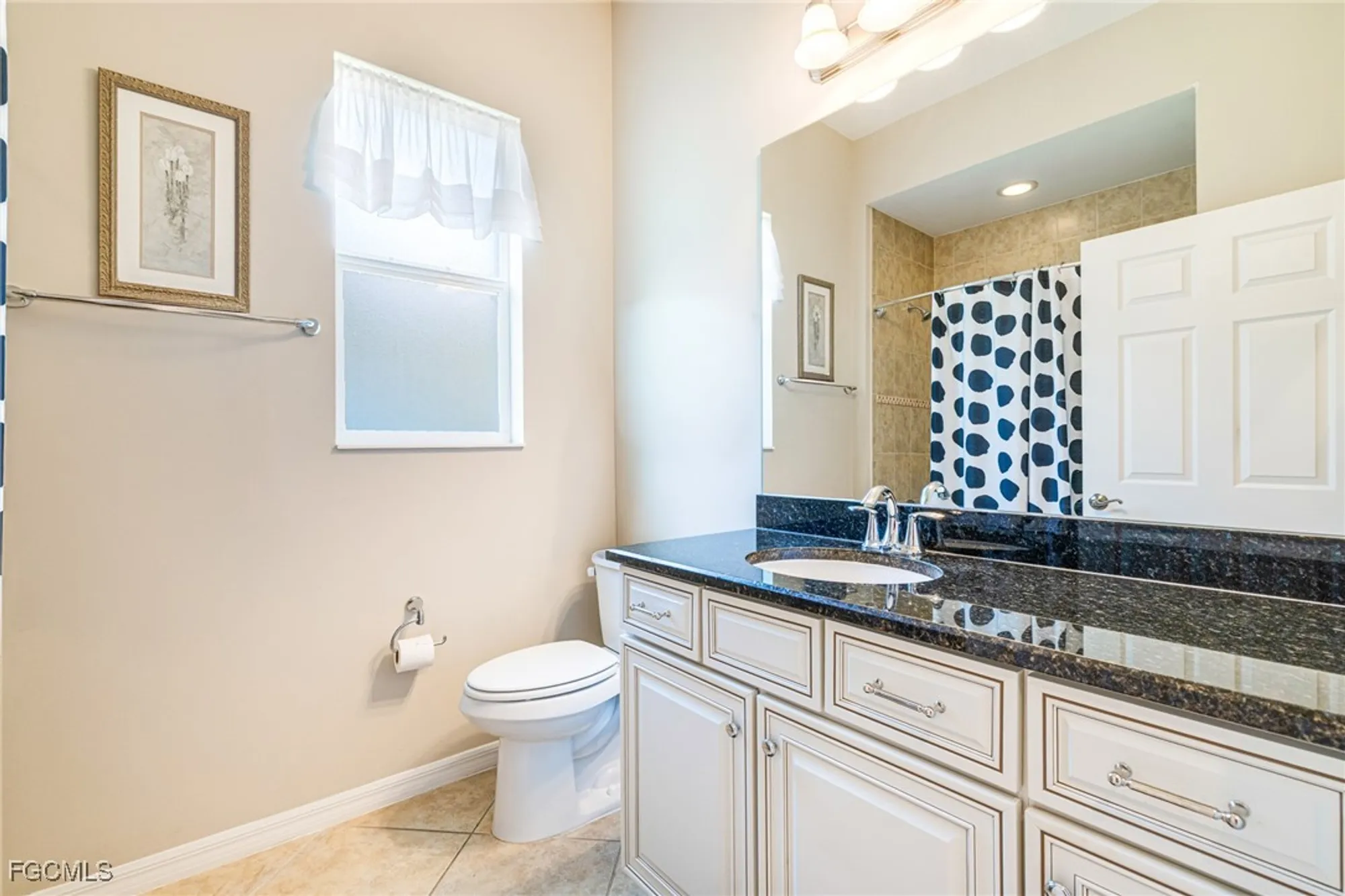 Property Slideshow image 18 of 46 | 10406 materita dr, Fort Myers, FL, 33913