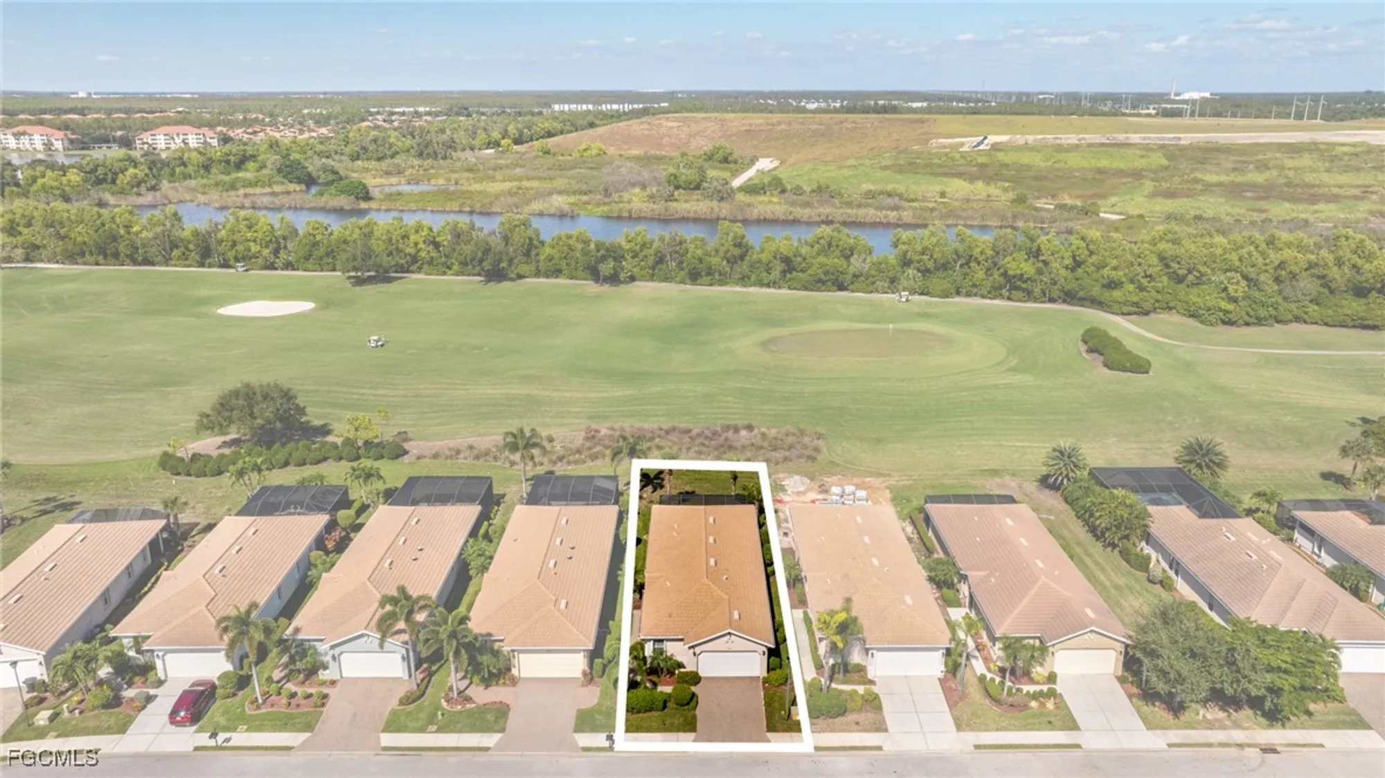 Property Slideshow image 31 of 46 | 10406 materita dr, Fort Myers, FL, 33913