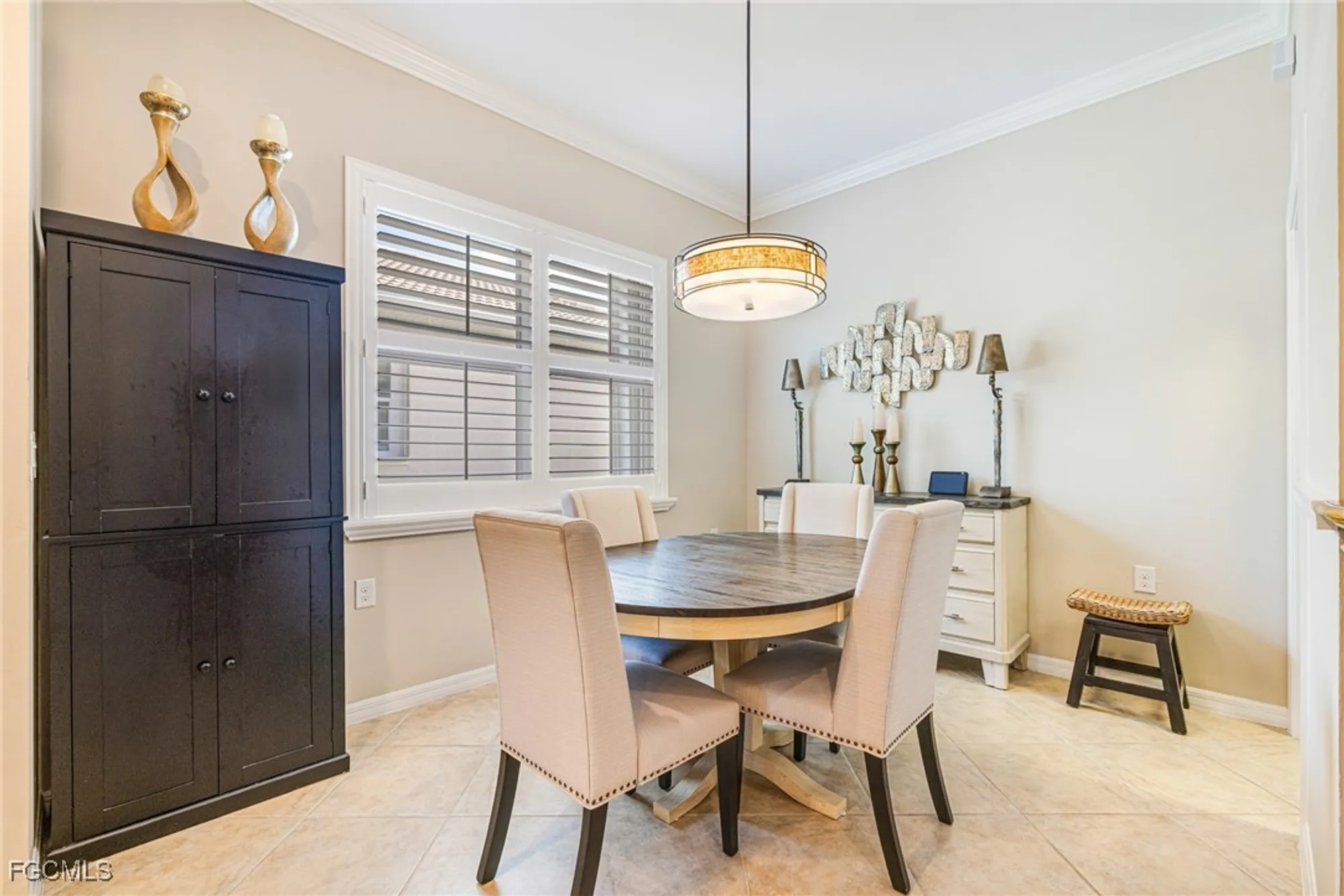 Property Slideshow image 9 of 46 | 10406 materita dr, Fort Myers, FL, 33913