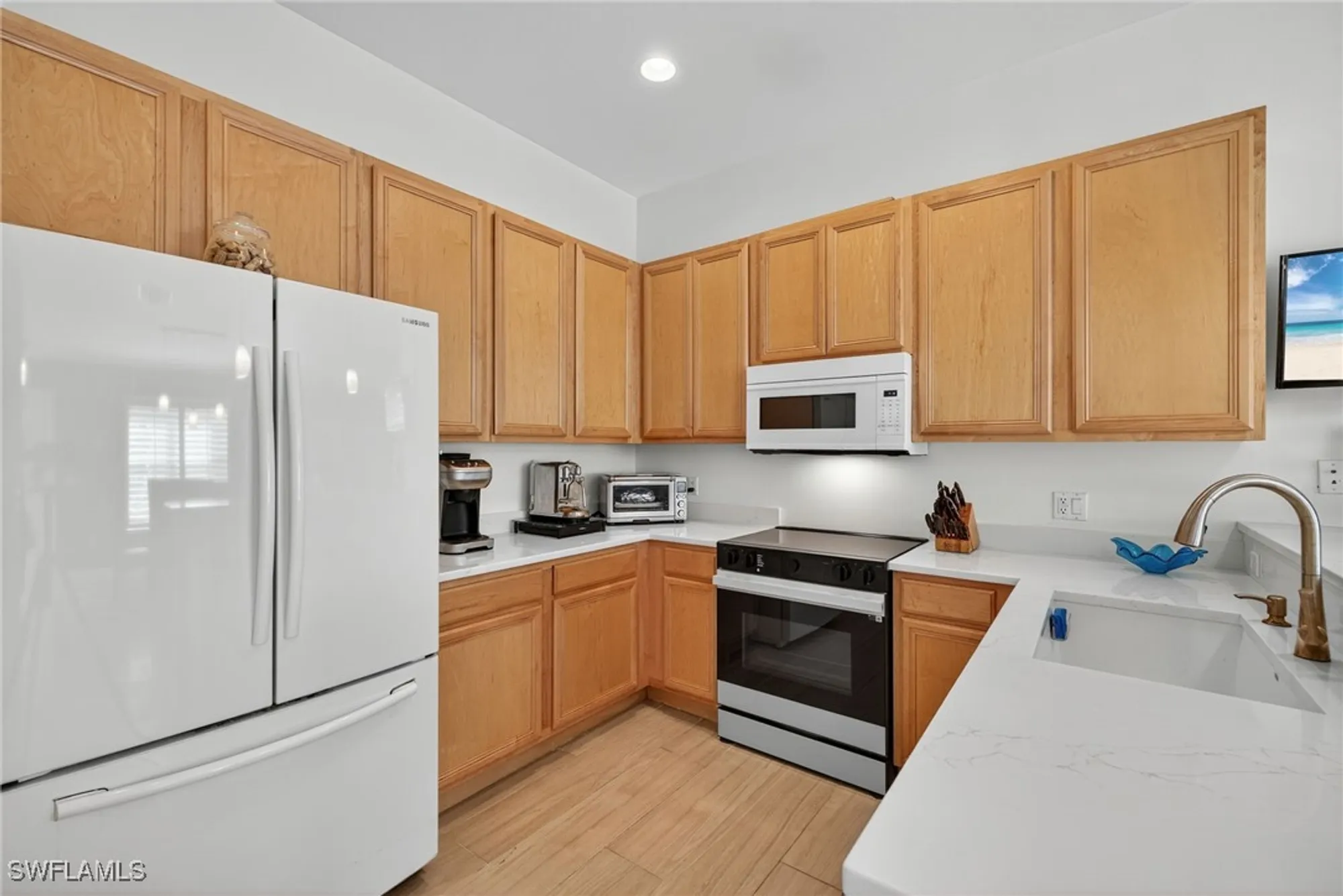 Property Slideshow image 16 of 48 | 28773 xenon way, Bonita Springs, FL, 34135