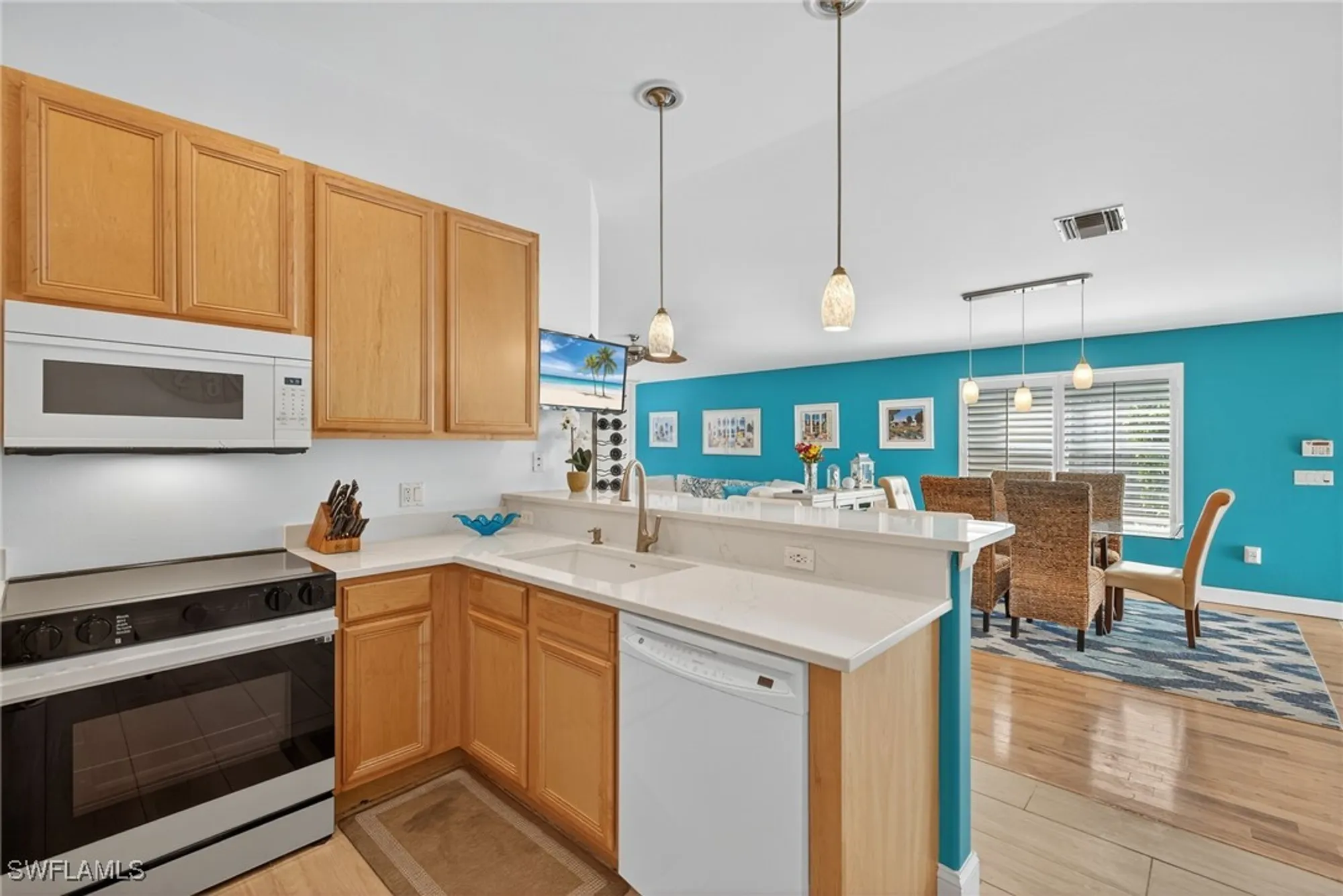 Property Slideshow image 17 of 48 | 28773 xenon way, Bonita Springs, FL, 34135