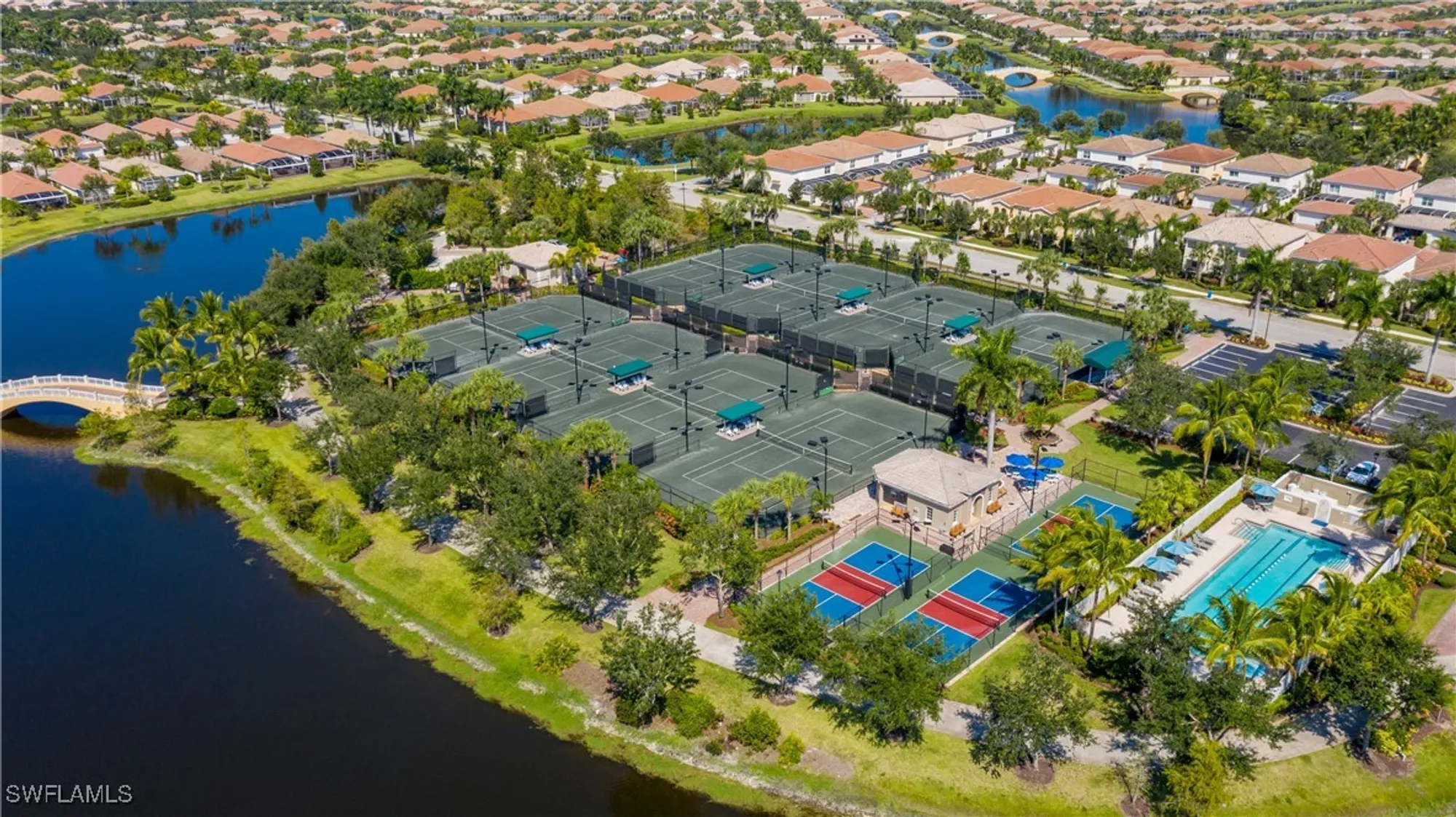 Property Slideshow image 35 of 48 | 28773 xenon way, Bonita Springs, FL, 34135