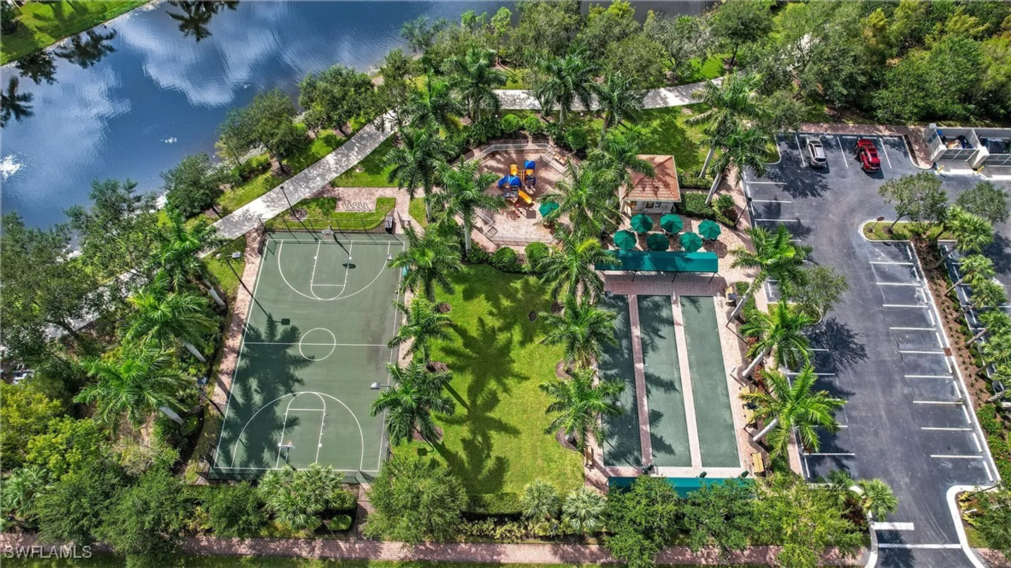 Property Slideshow image 38 of 48 | 28773 xenon way, Bonita Springs, FL, 34135