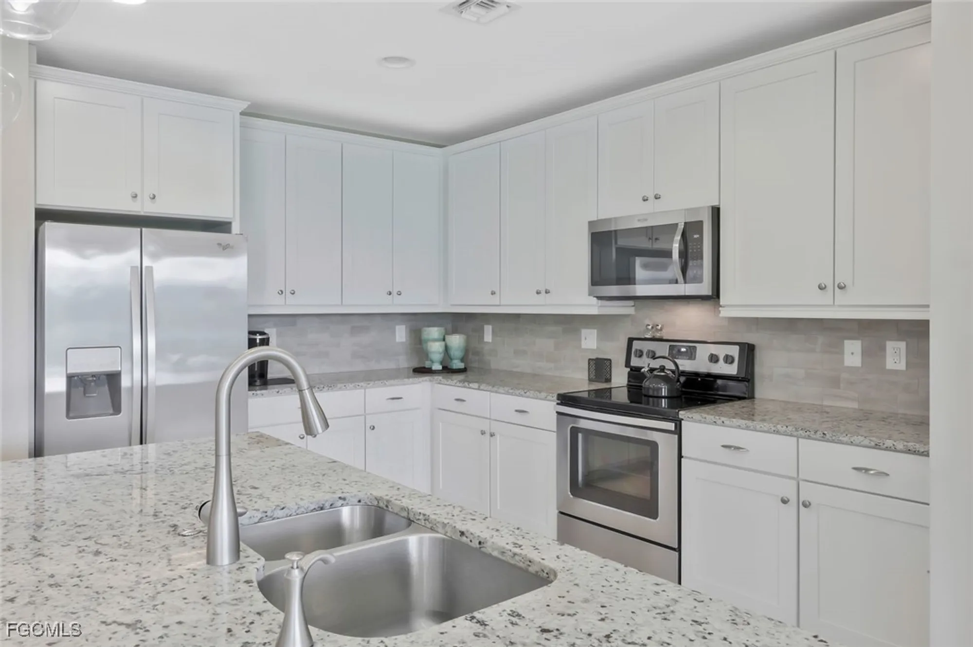 Property Slideshow image 17 of 48 | 11764 grand belvedere way 103, Fort Myers, FL, 33913