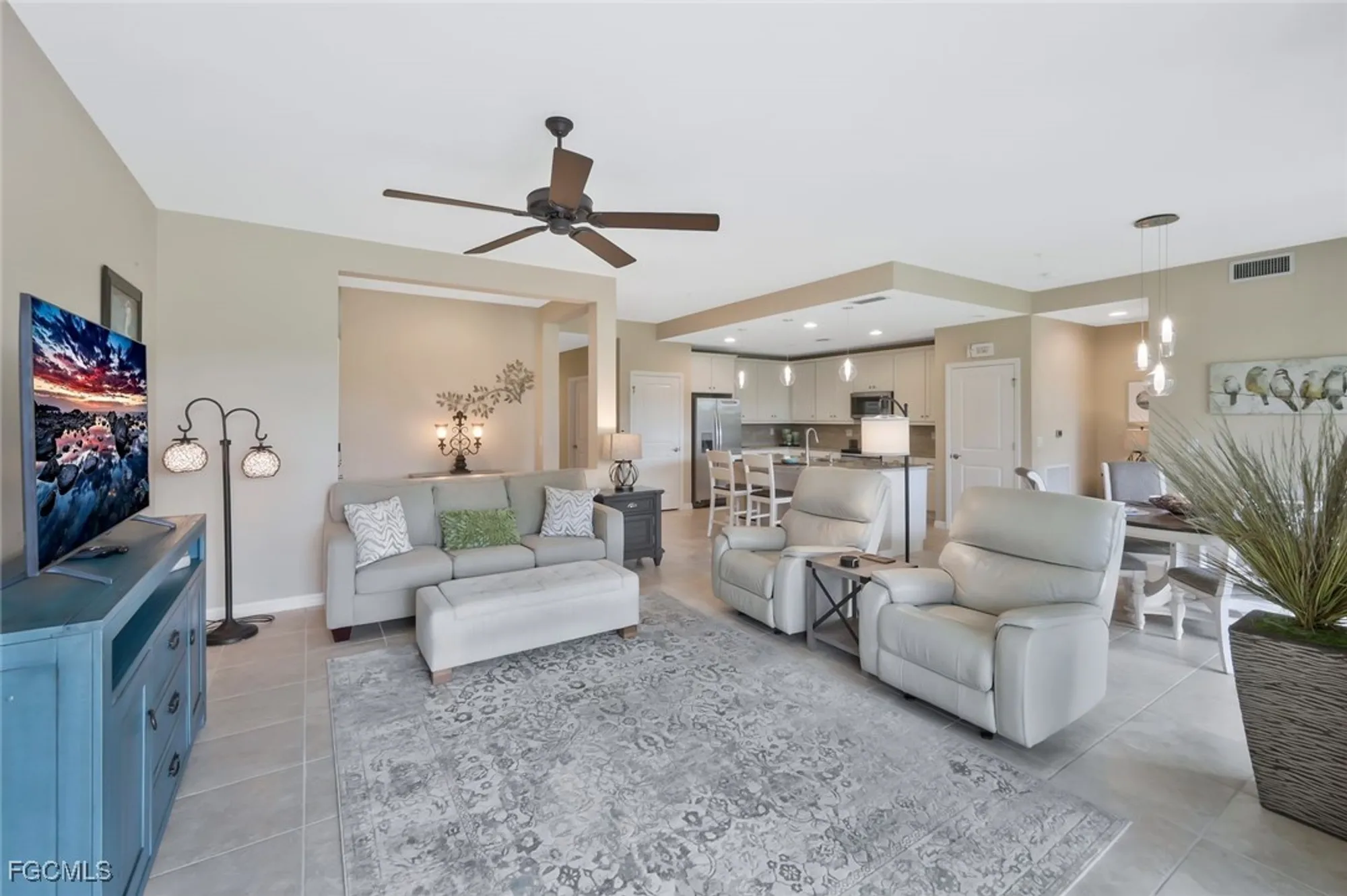 Property Slideshow image 10 of 48 | 11764 grand belvedere way 103, Fort Myers, FL, 33913