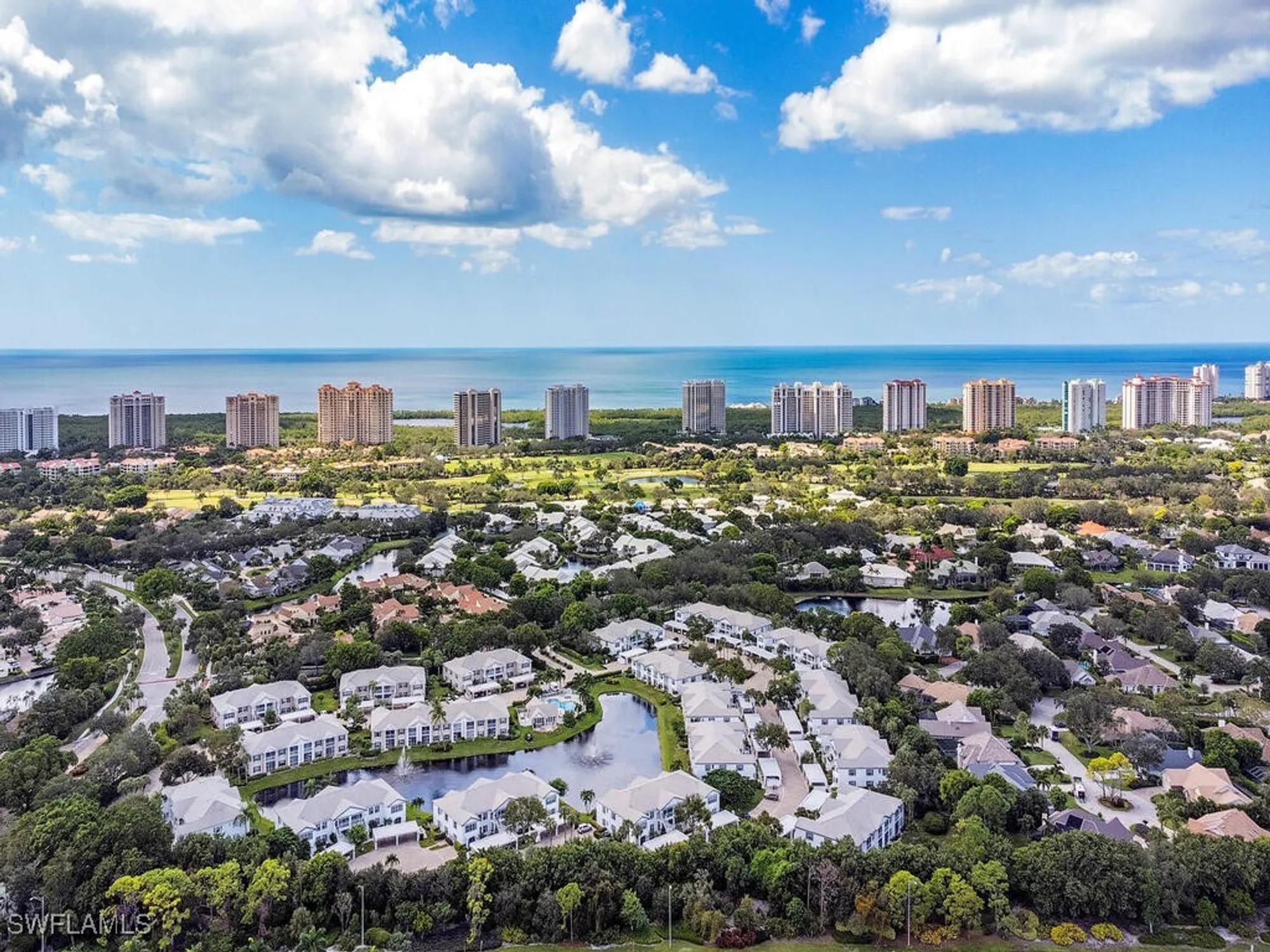 Property Slideshow image 16 of 25 | 823 tanbark dr 204, Naples, FL, 34108