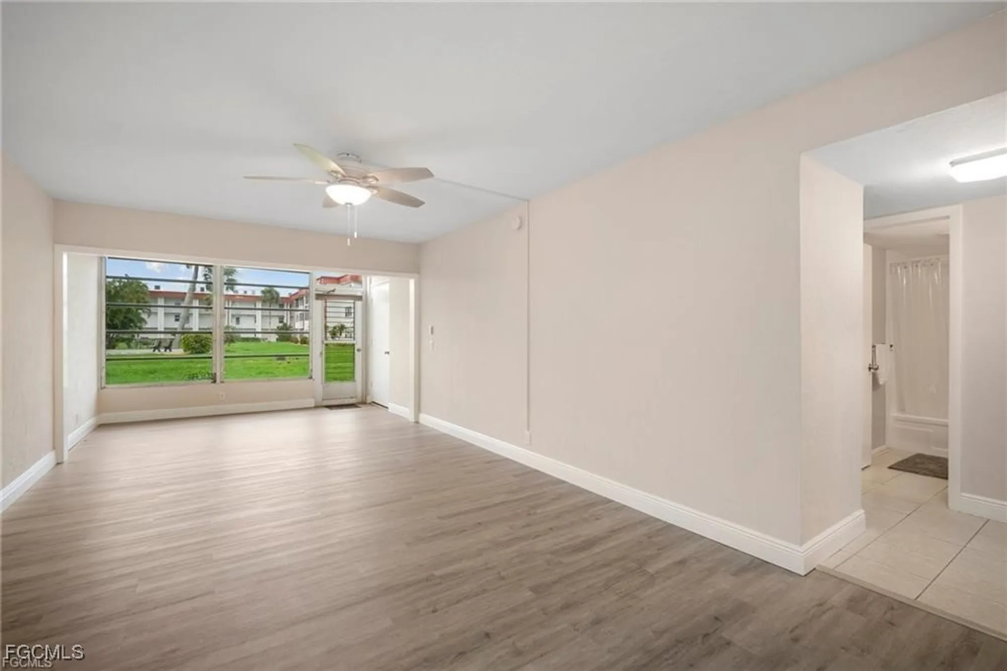 Property Slideshow image 8 of 30 | 1724 pine valley dr 104, Fort Myers, FL, 33907