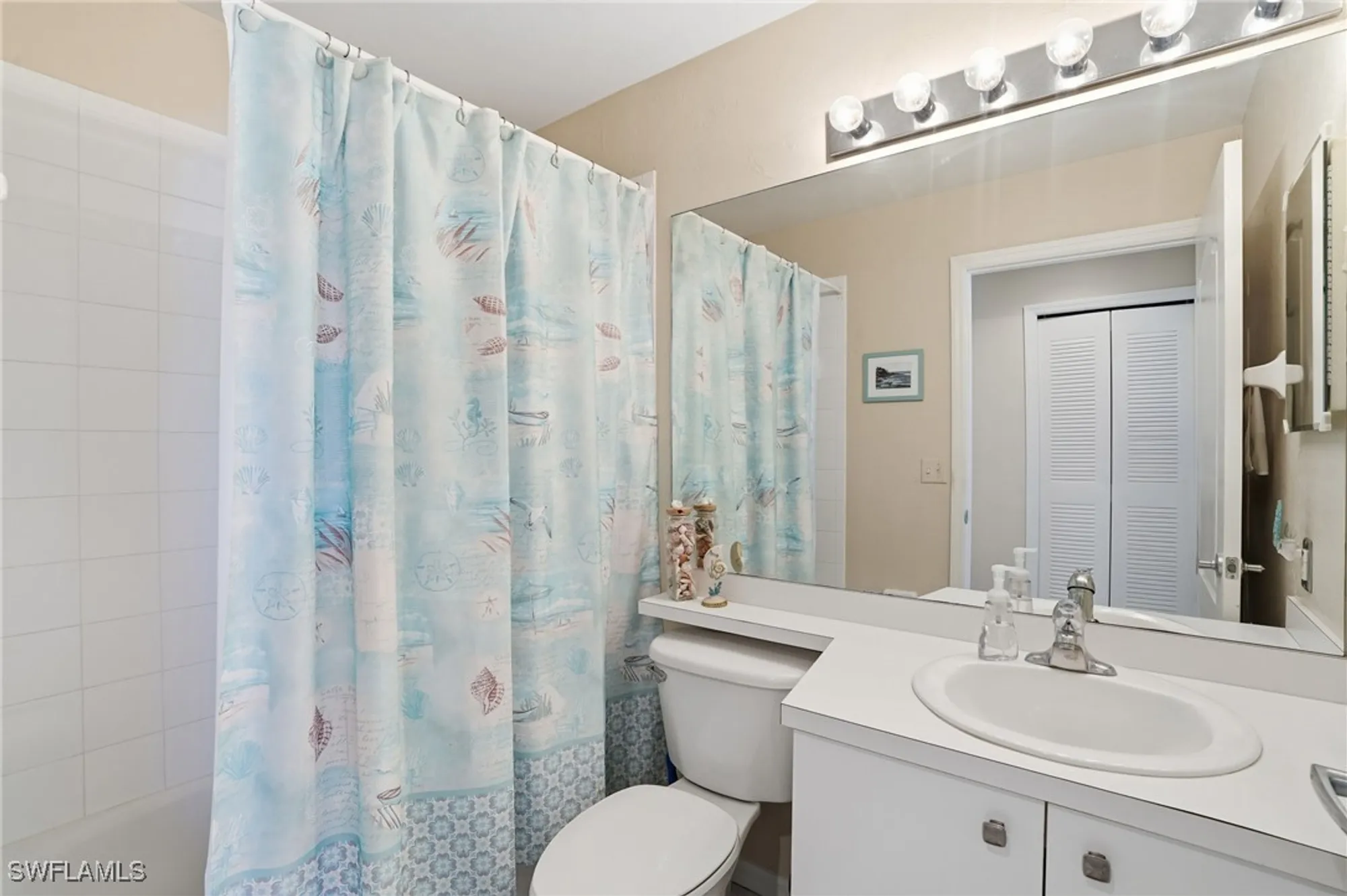 Property Slideshow image 23 of 36 | 14121 brant point cir 1108, Fort Myers, FL, 33919