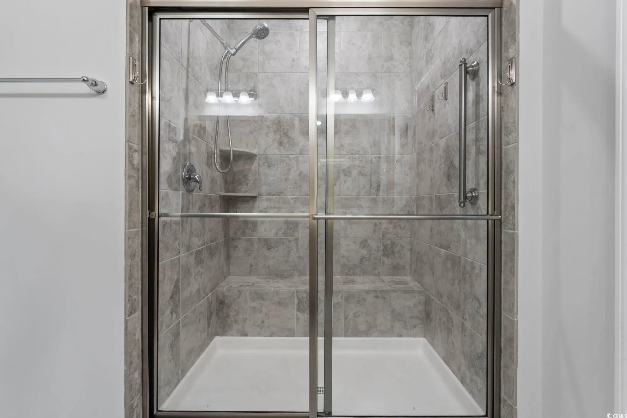 Property Slideshow image 17 of 40 | 1015 anrea st, Myrtle Beach, SC, 29577