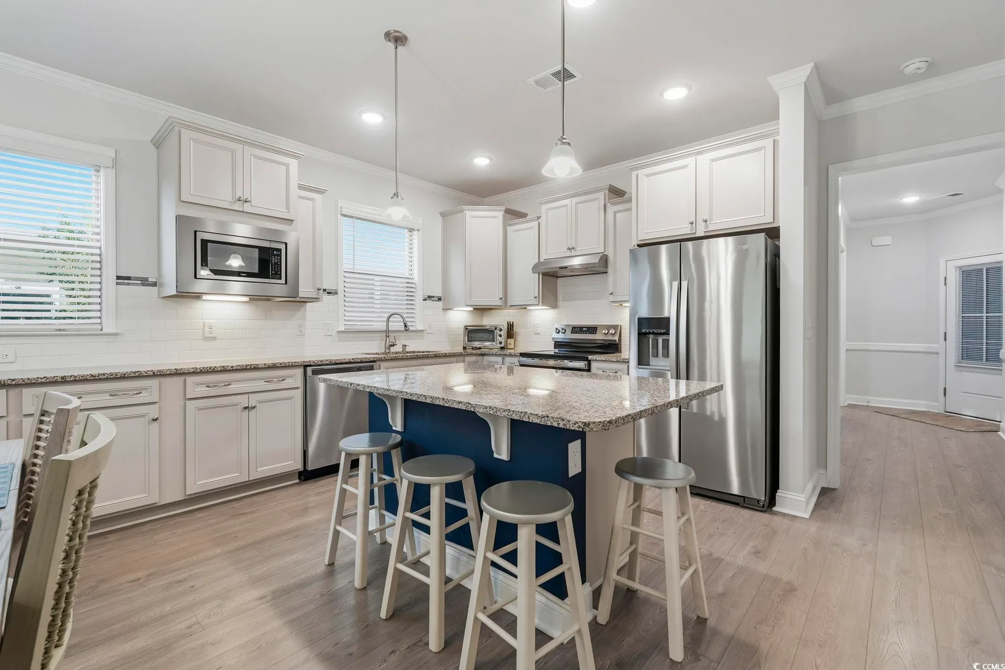 Property Slideshow image 10 of 40 | 1015 anrea st, Myrtle Beach, SC, 29577