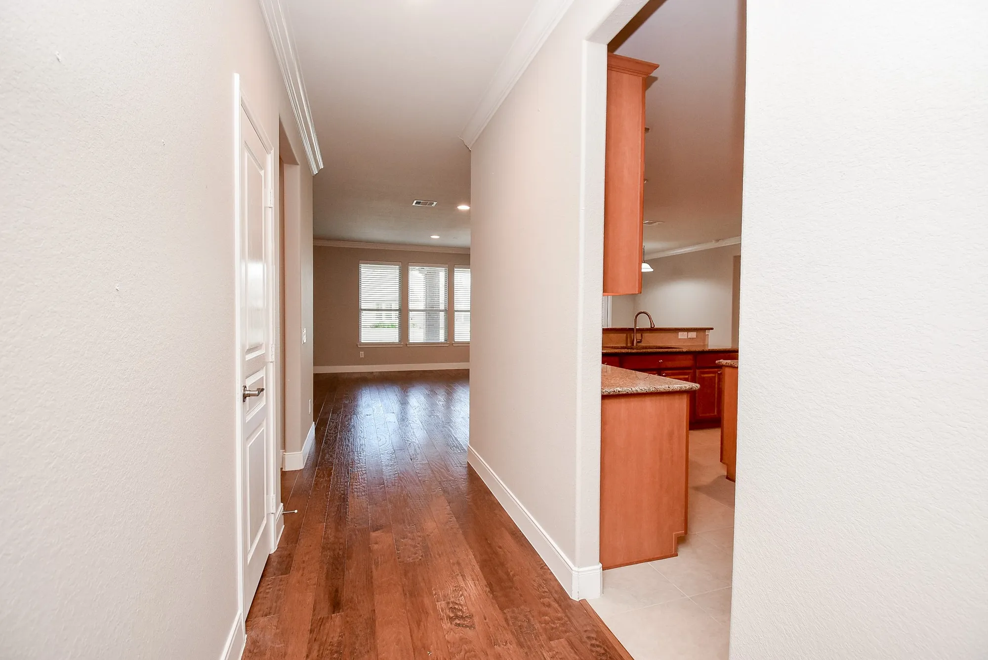 Property Slideshow image 14 of 48 | 809 cardinal flower dr, Richmond, TX, 77469