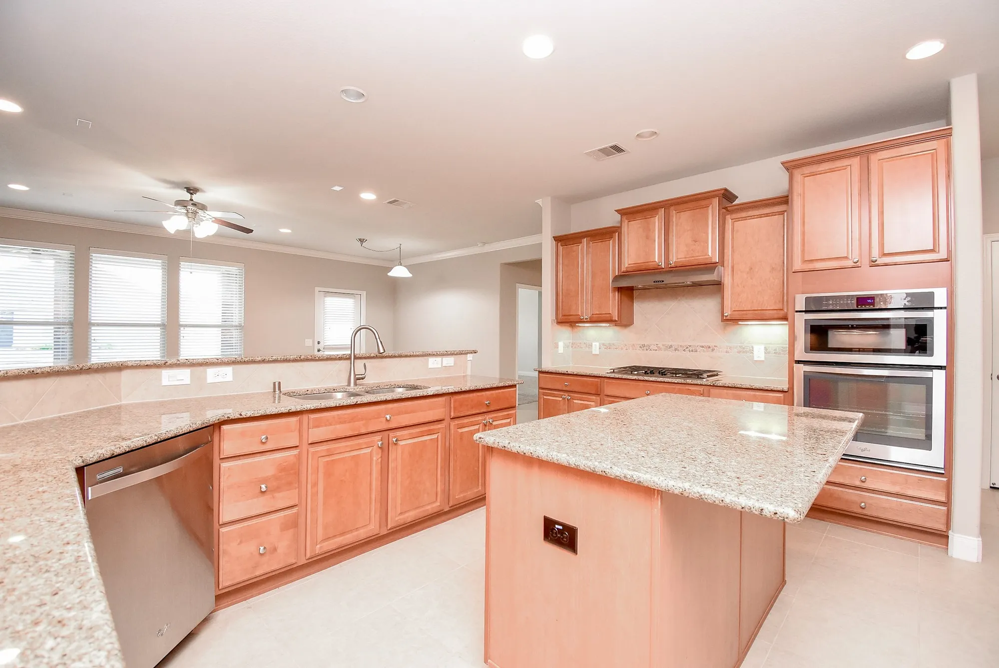 Property Slideshow image 20 of 48 | 809 cardinal flower dr, Richmond, TX, 77469