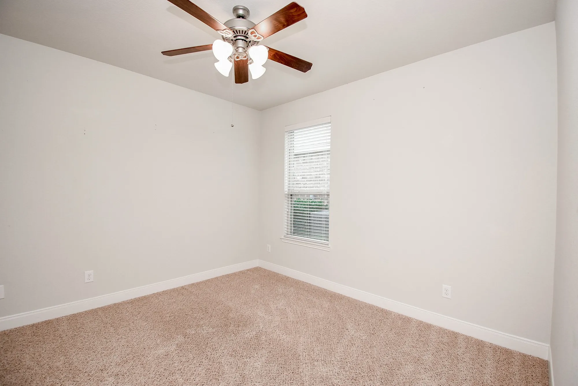 Property Slideshow image 34 of 48 | 809 cardinal flower dr, Richmond, TX, 77469