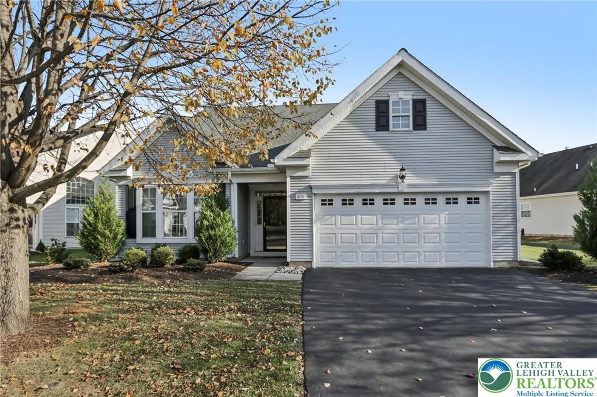 Property Slideshow image 2 of 56 | 1897 alexander dr, Macungie, PA, 18062