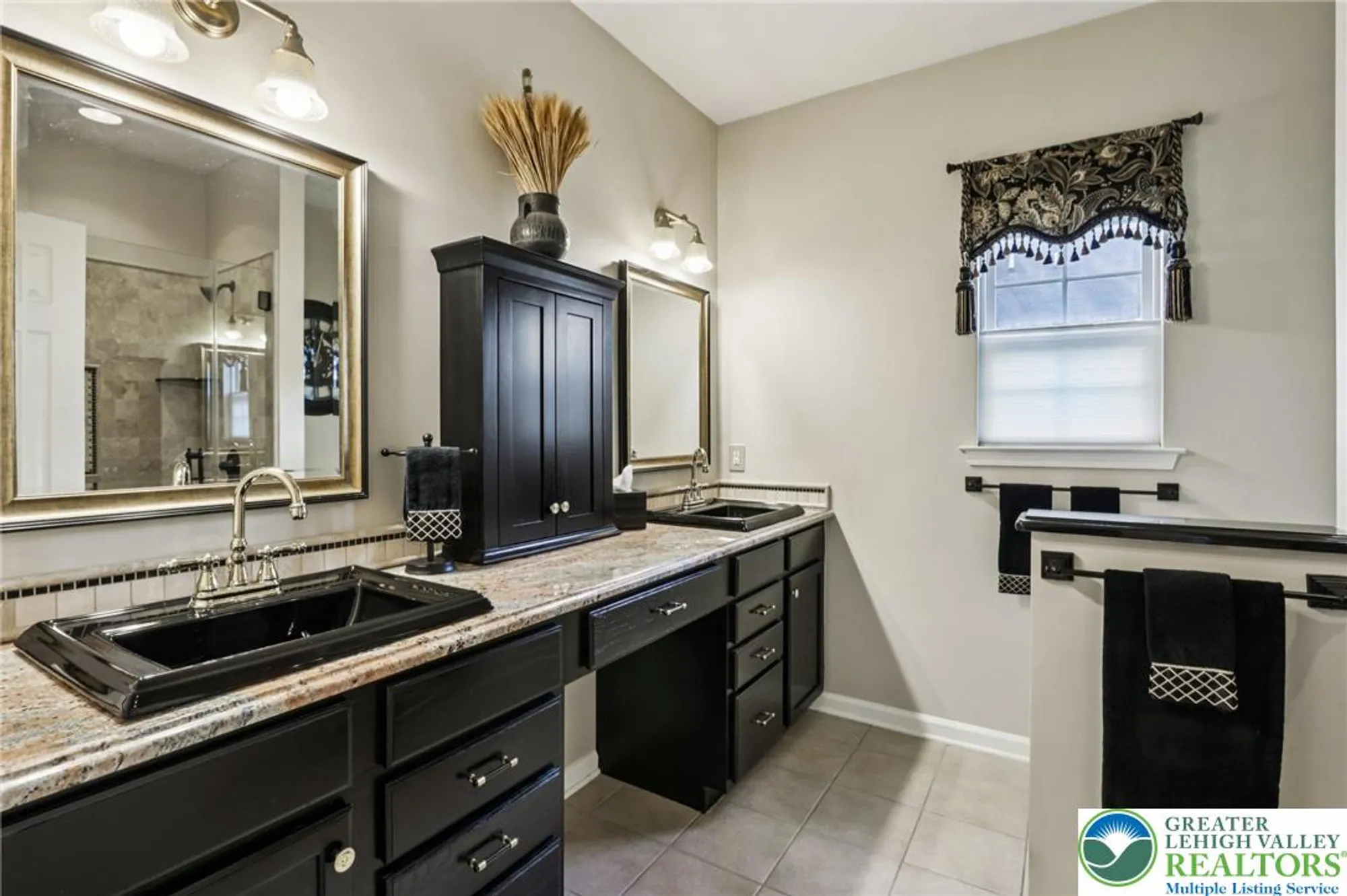 Property Slideshow image 22 of 56 | 1897 alexander dr, Macungie, PA, 18062