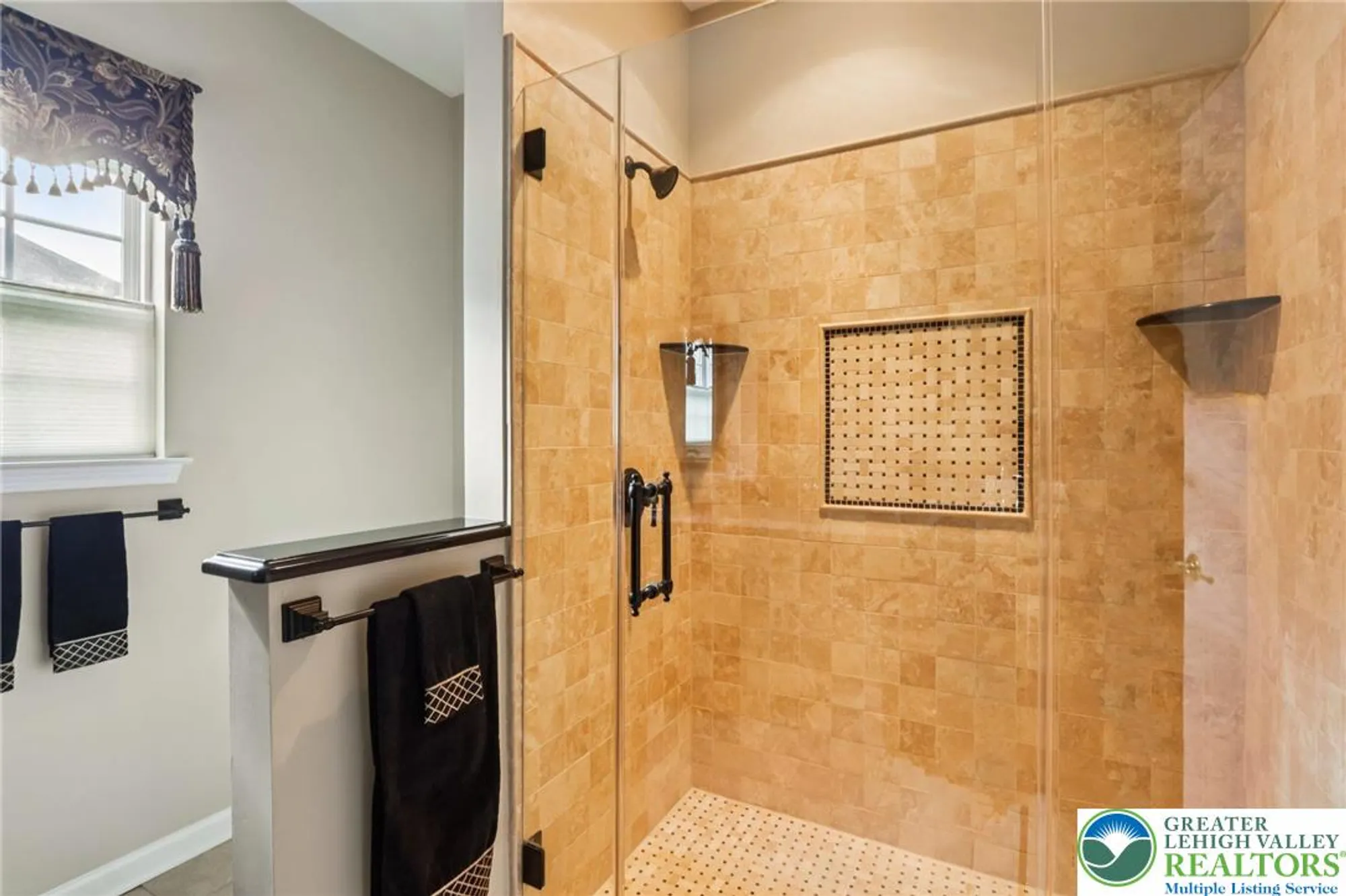 Property Slideshow image 23 of 56 | 1897 alexander dr, Macungie, PA, 18062