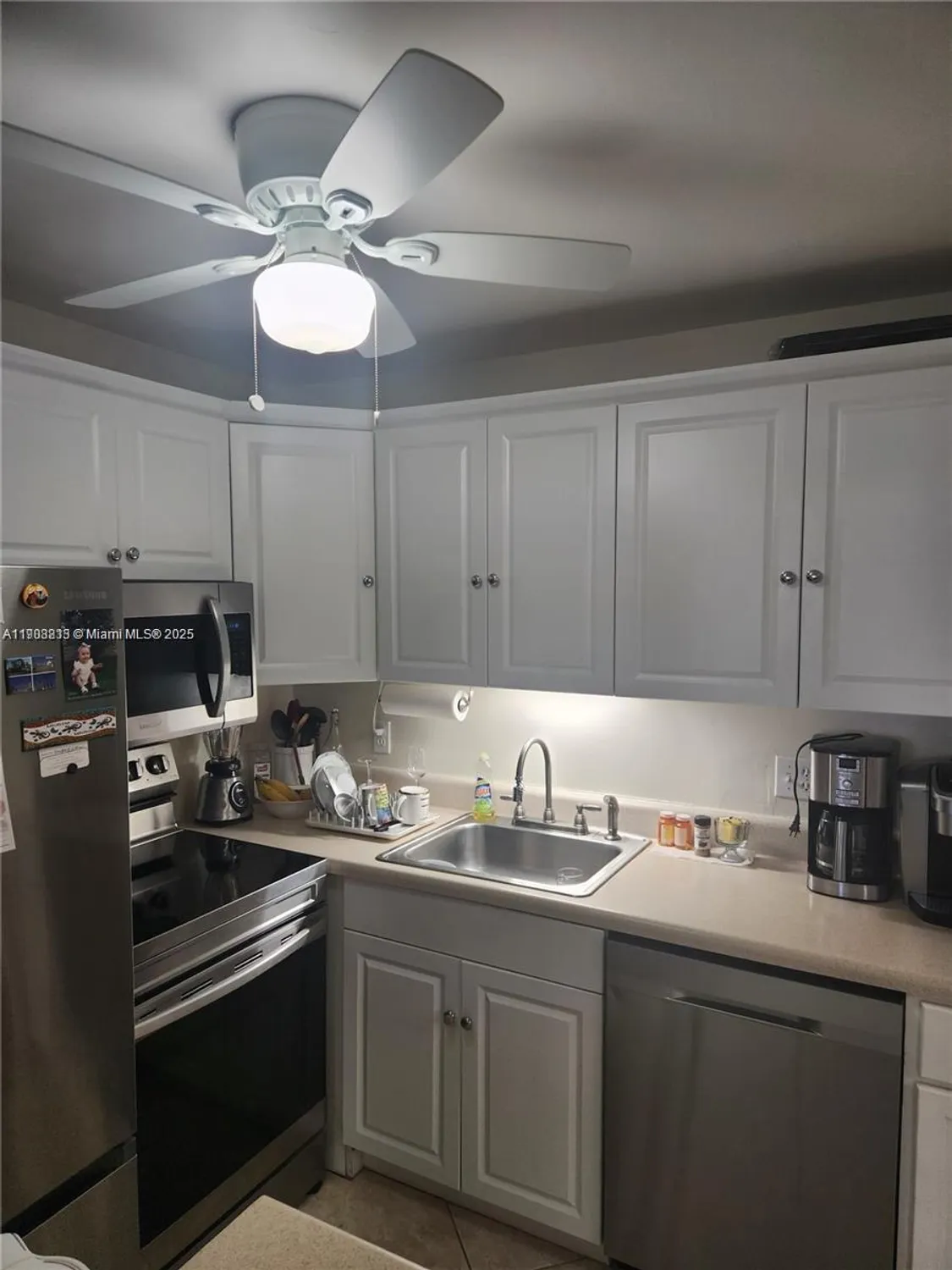 Property Slideshow image 10 of 36 | 2114 cambridge e unit e, Deerfield Beach, FL, 33442