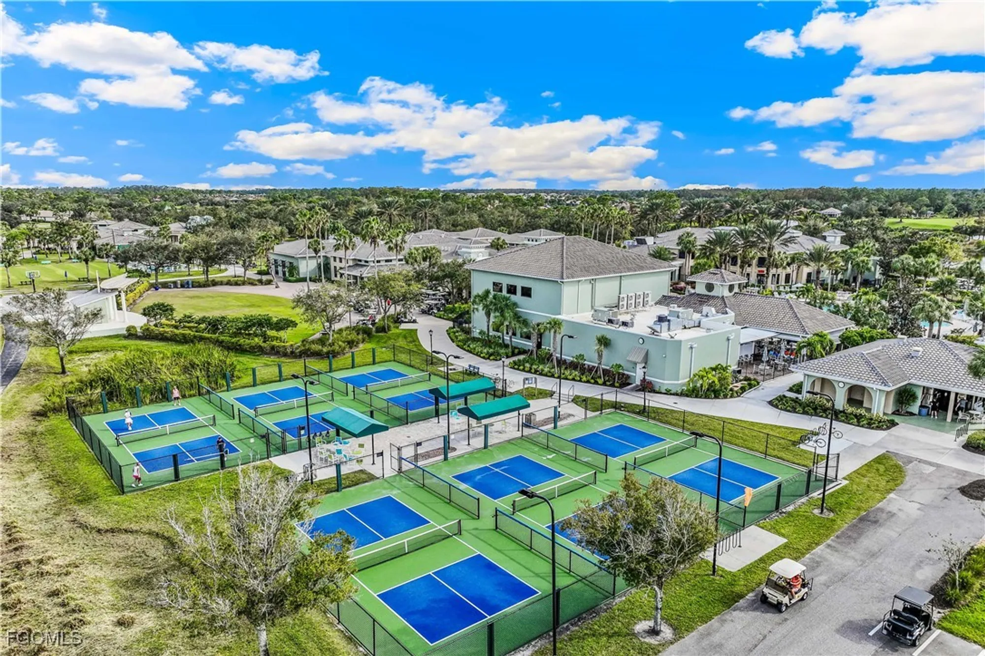 Property Slideshow image 33 of 38 | 10507 azzurra dr, Fort Myers, FL, 33913