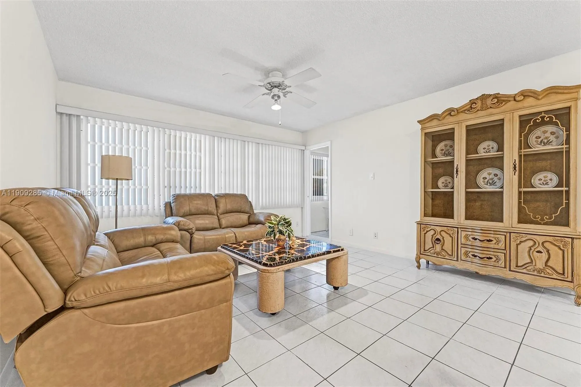 Property Slideshow image 16 of 37 | 330 se 2nd st 103g, Hallandale Beach, FL, 33009