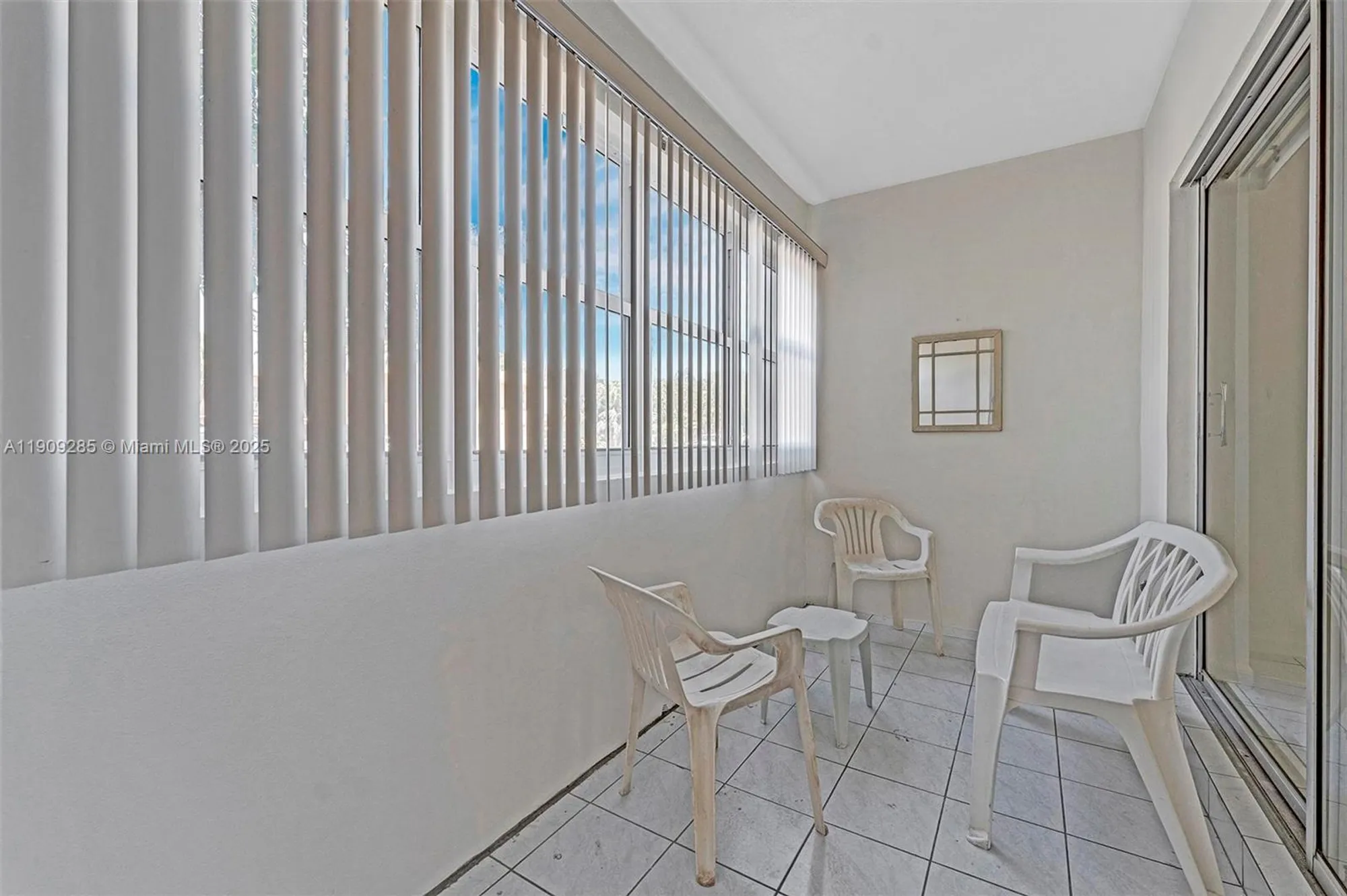 Property Slideshow image 24 of 37 | 330 se 2nd st 103g, Hallandale Beach, FL, 33009