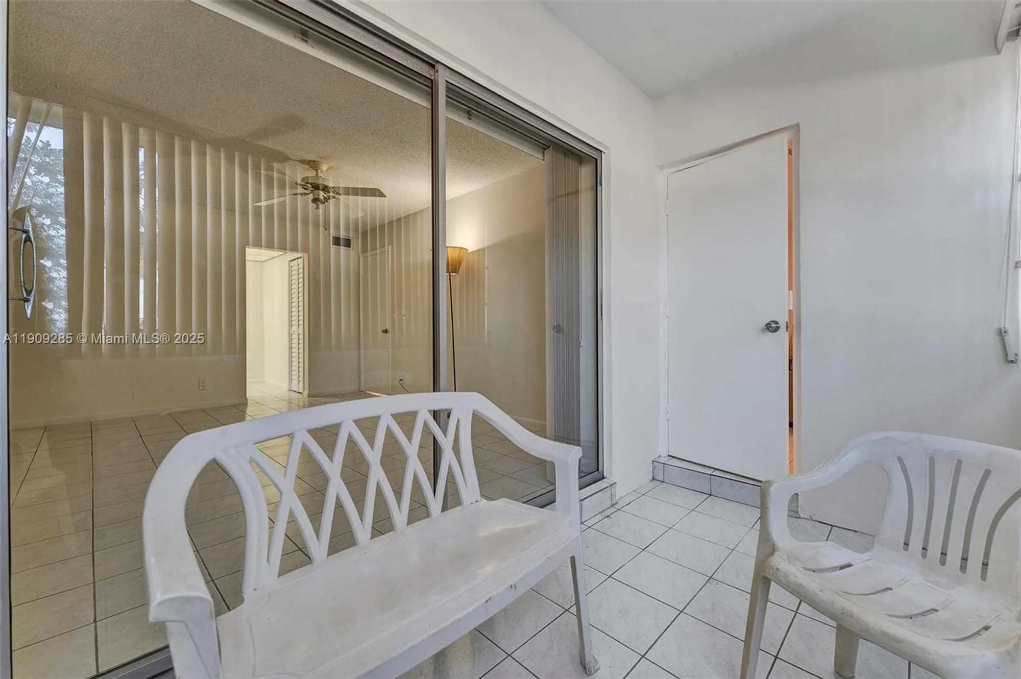 Property Slideshow image 22 of 37 | 330 se 2nd st 103g, Hallandale Beach, FL, 33009