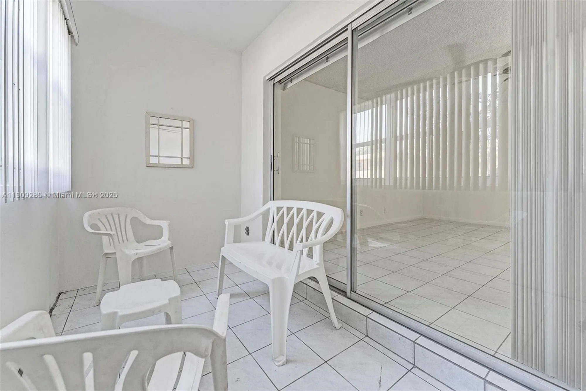 Property Slideshow image 23 of 37 | 330 se 2nd st 103g, Hallandale Beach, FL, 33009