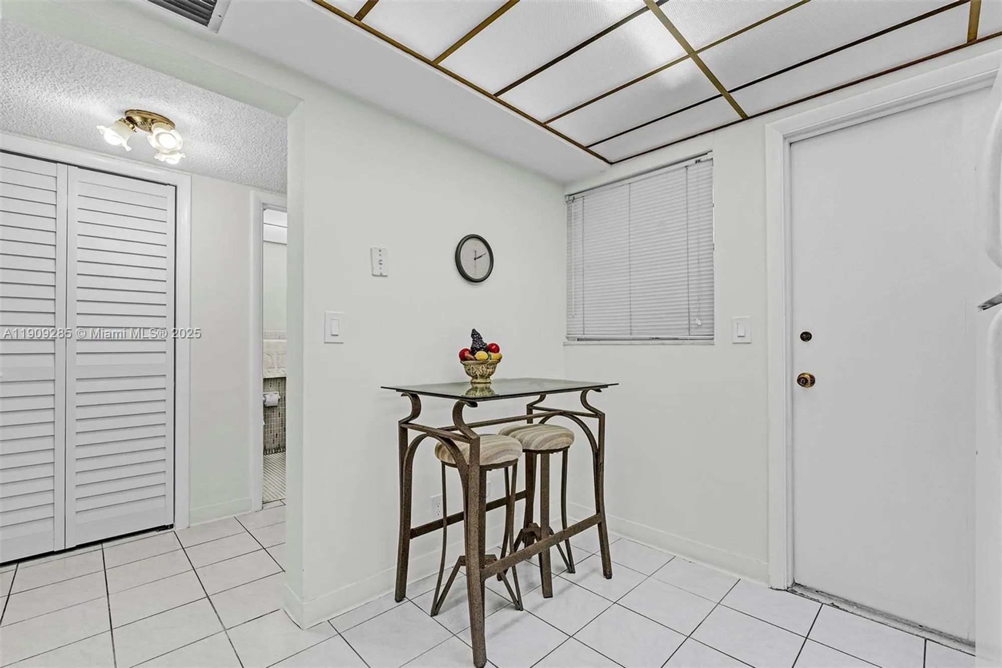 Property Slideshow image 6 of 37 | 330 se 2nd st 103g, Hallandale Beach, FL, 33009