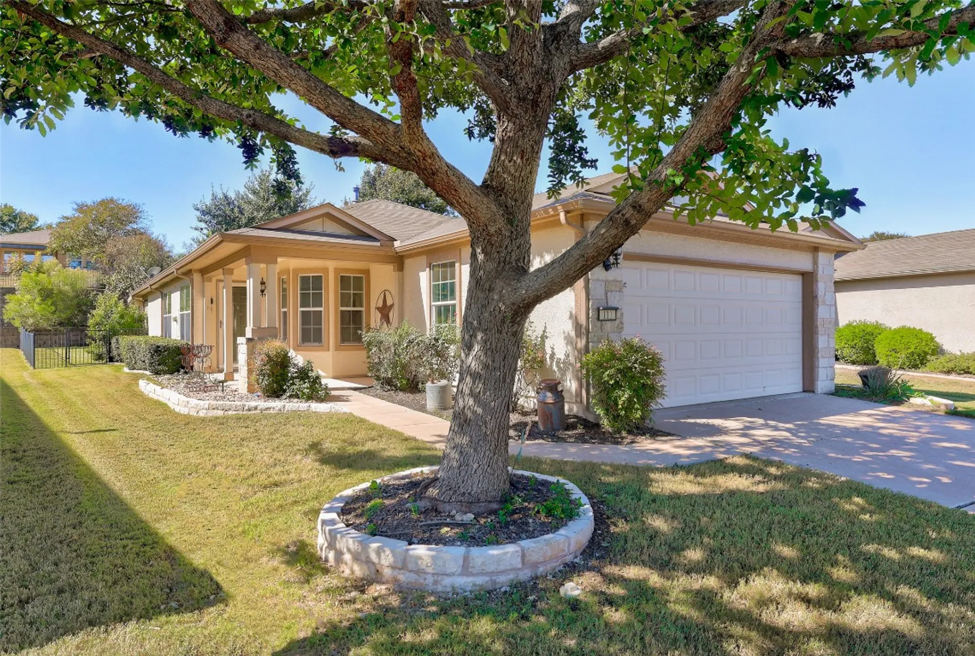 Property Slideshow image 1 of 40 | 111 sandy creek trl, Georgetown, TX, 78633