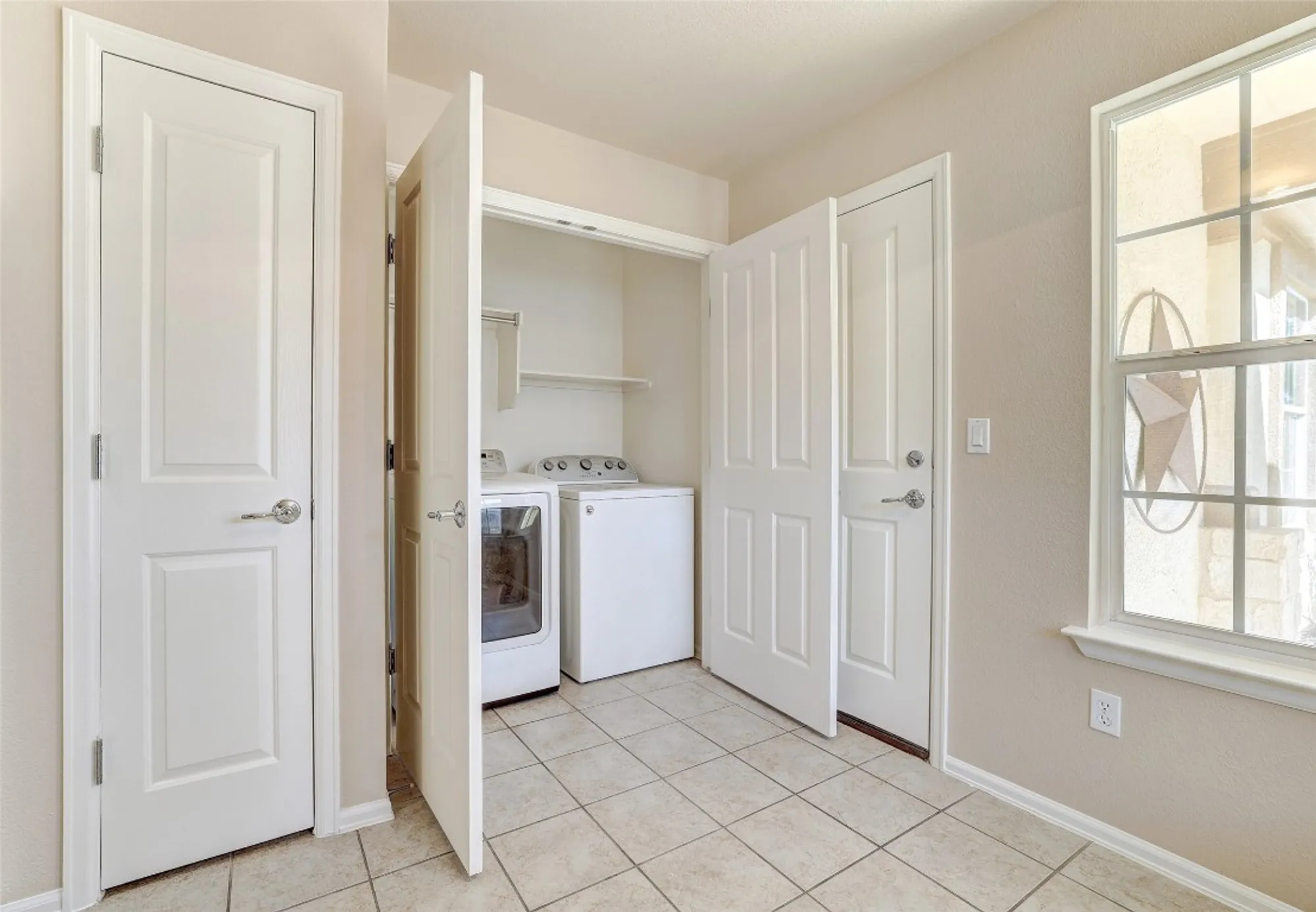 Property Slideshow image 25 of 40 | 111 sandy creek trl, Georgetown, TX, 78633