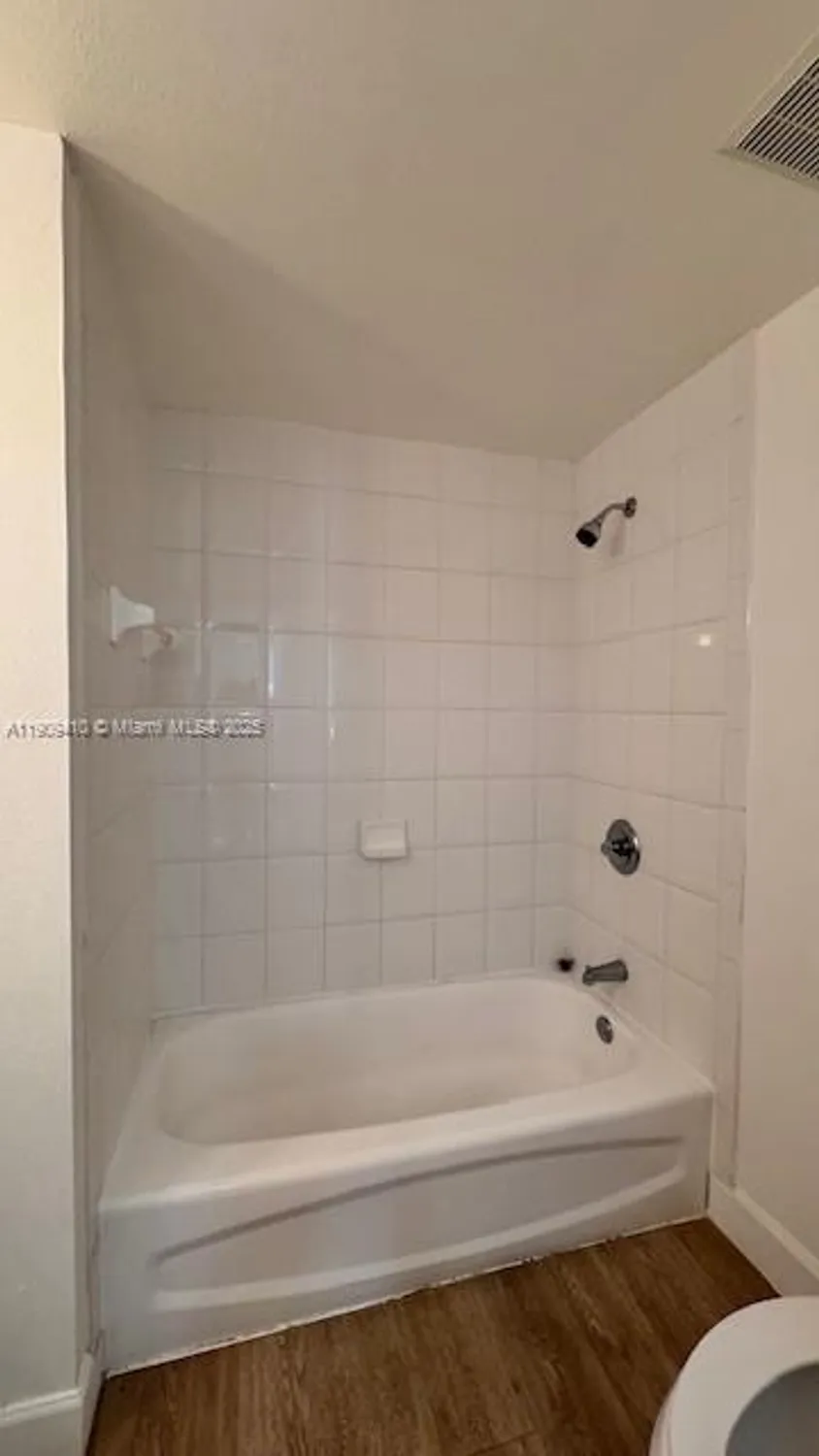 Property Slideshow image 15 of 18 | 7930 n nob hill rd apt 106, Tamarac, FL, 33321