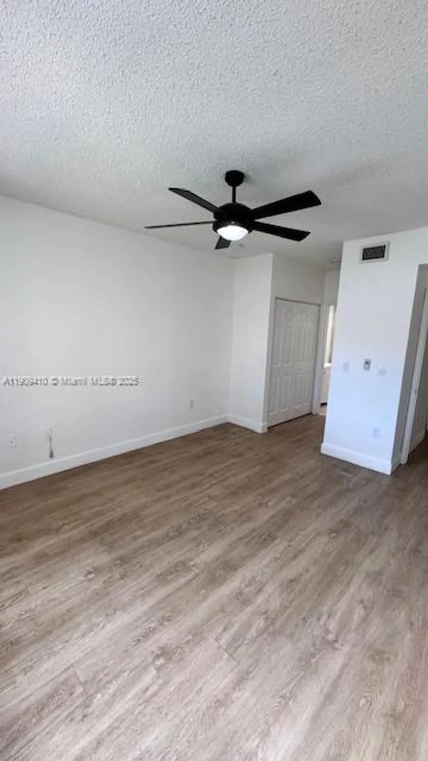 Property Slideshow image 5 of 18 | 7930 n nob hill rd apt 106, Tamarac, FL, 33321