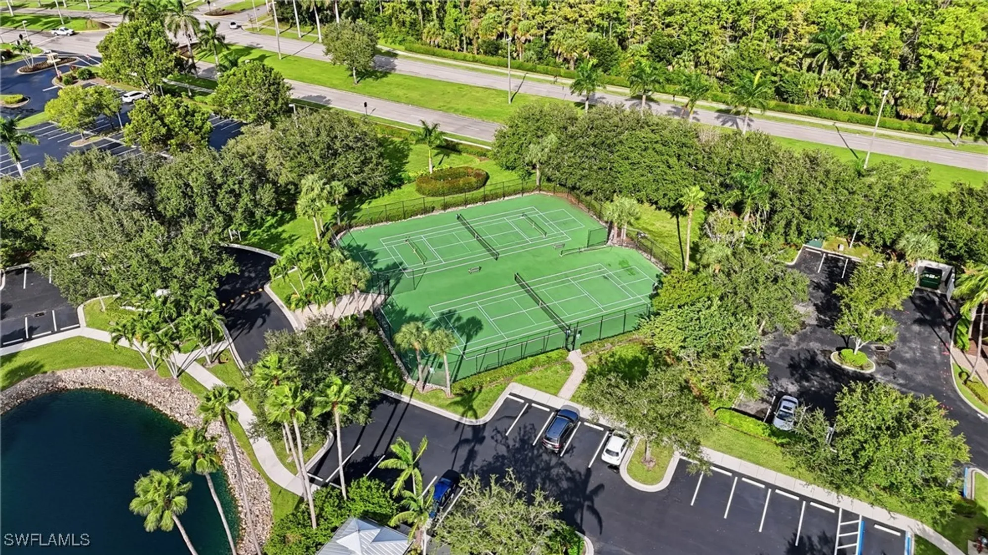 Property Slideshow image 11 of 41 | 7920 mahogany run ln 1015, Naples, FL, 34113