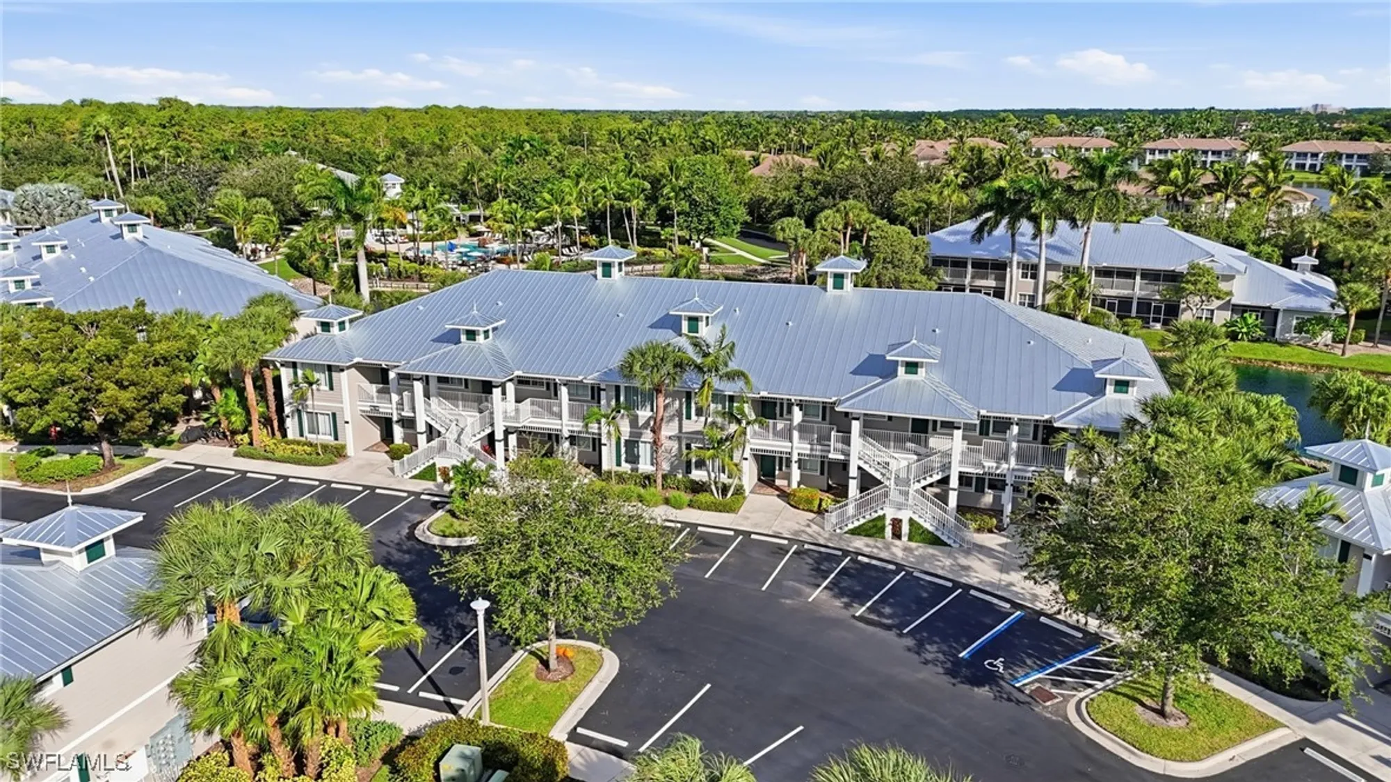 Property Slideshow image 13 of 41 | 7920 mahogany run ln 1015, Naples, FL, 34113