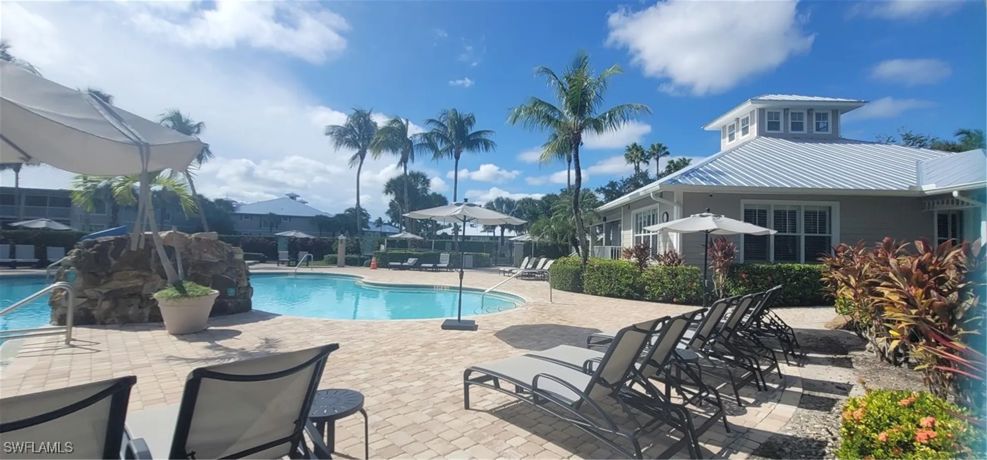 Property Slideshow image 7 of 41 | 7920 mahogany run ln 1015, Naples, FL, 34113