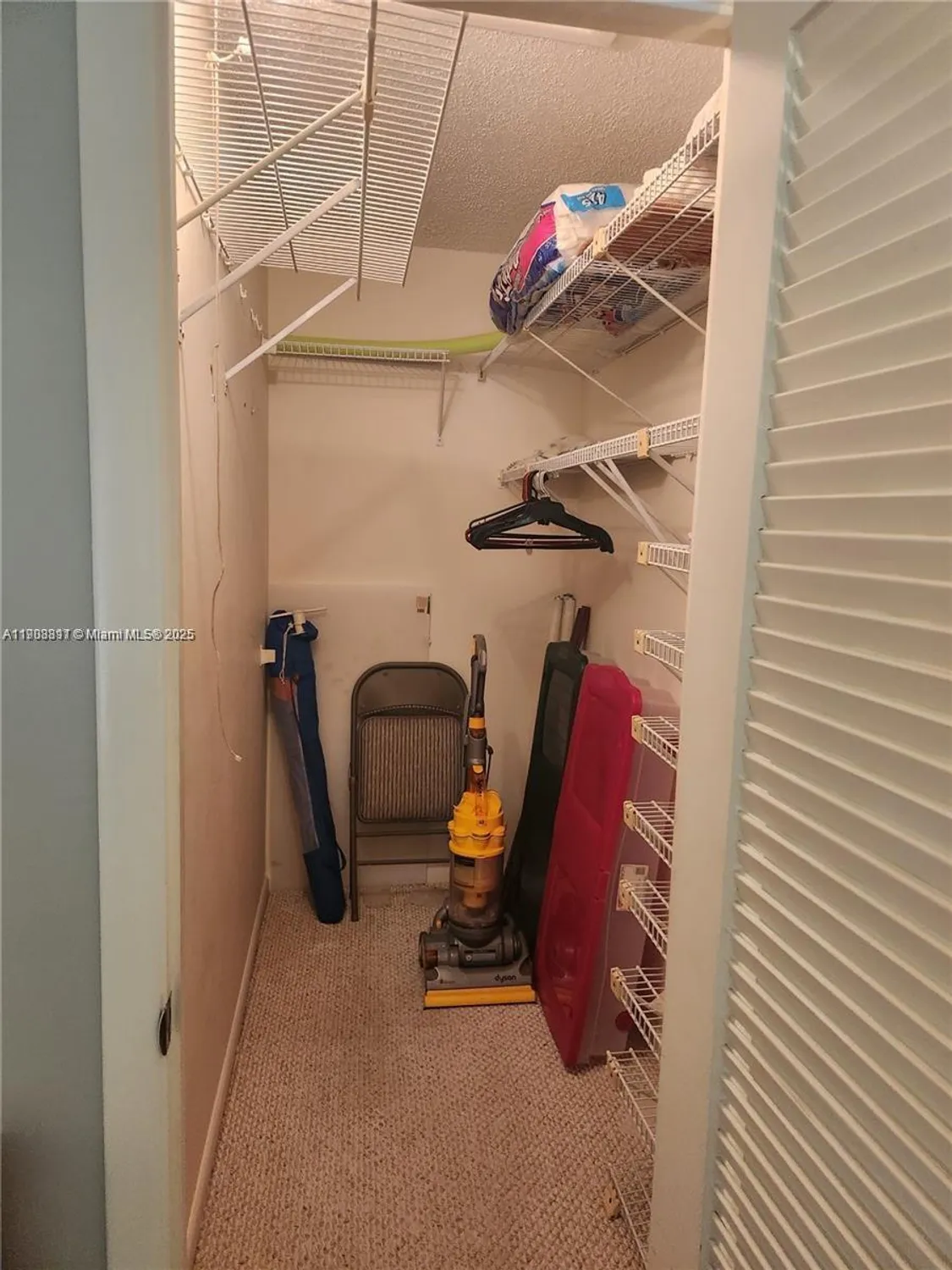 Property Slideshow image 15 of 32 | 524 tilford x # 524, Deerfield Beach, FL, 33442