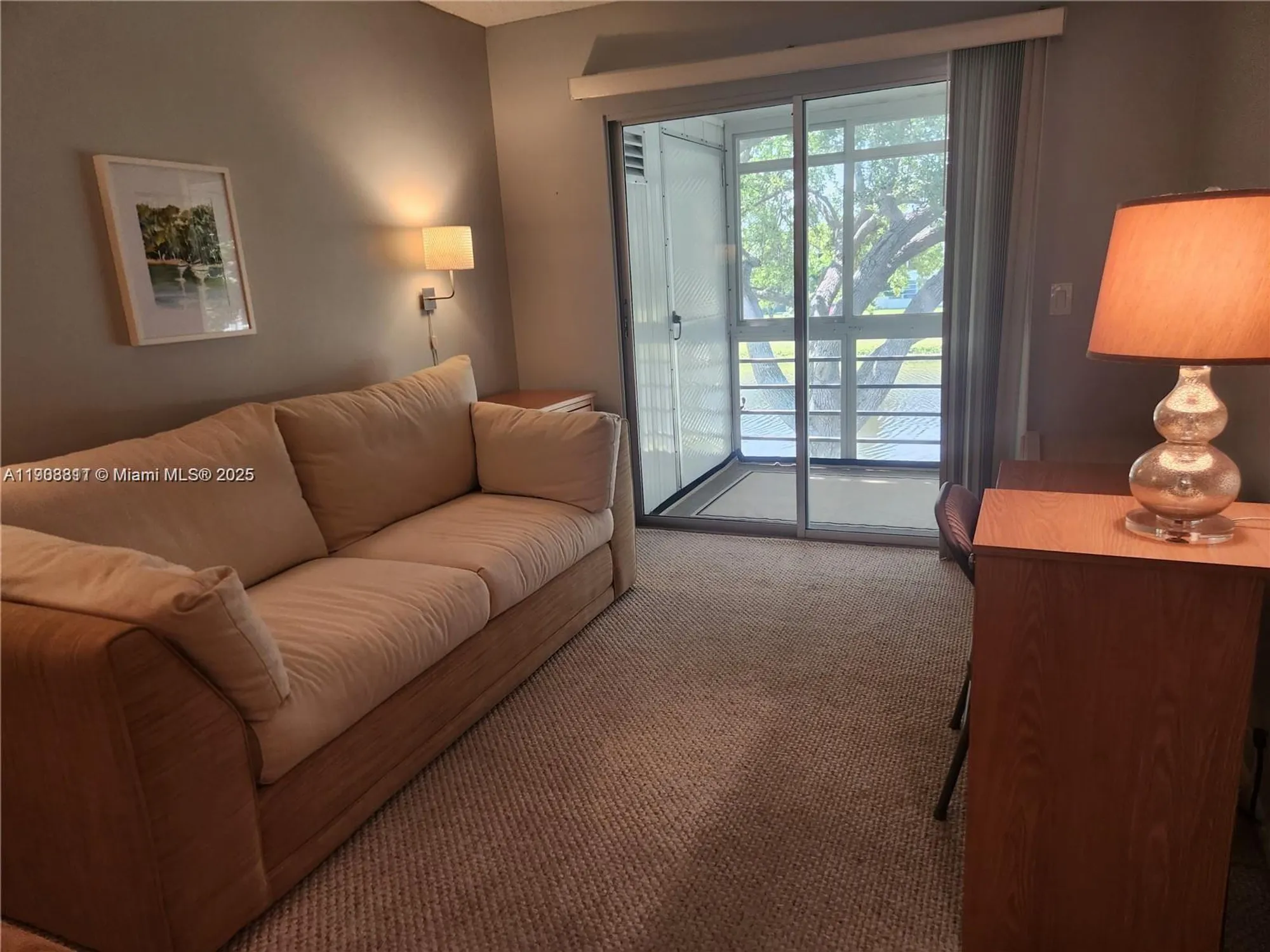 Property Slideshow image 2 of 32 | 524 tilford x # 524, Deerfield Beach, FL, 33442