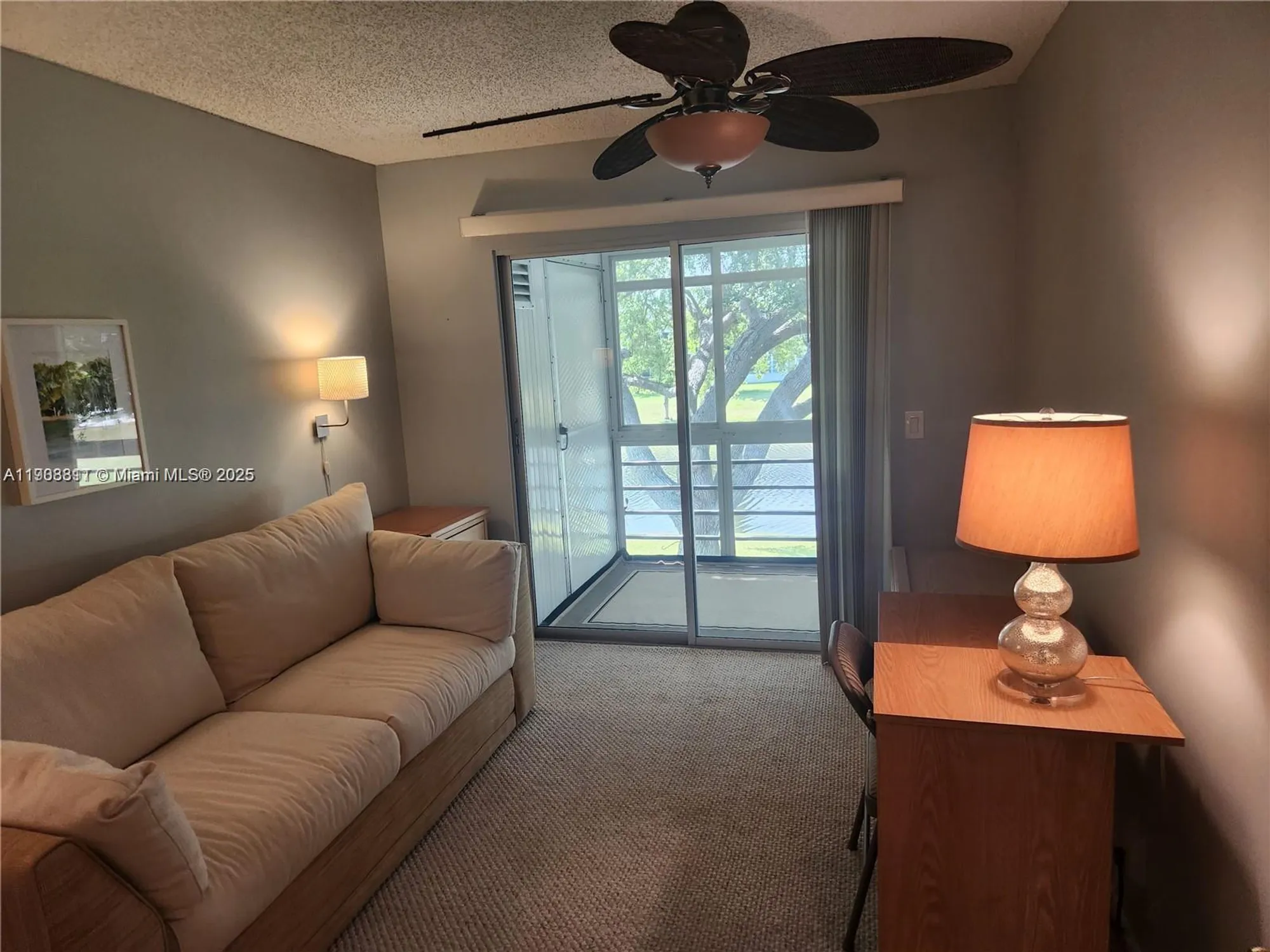 Property Slideshow image 3 of 32 | 524 tilford x # 524, Deerfield Beach, FL, 33442