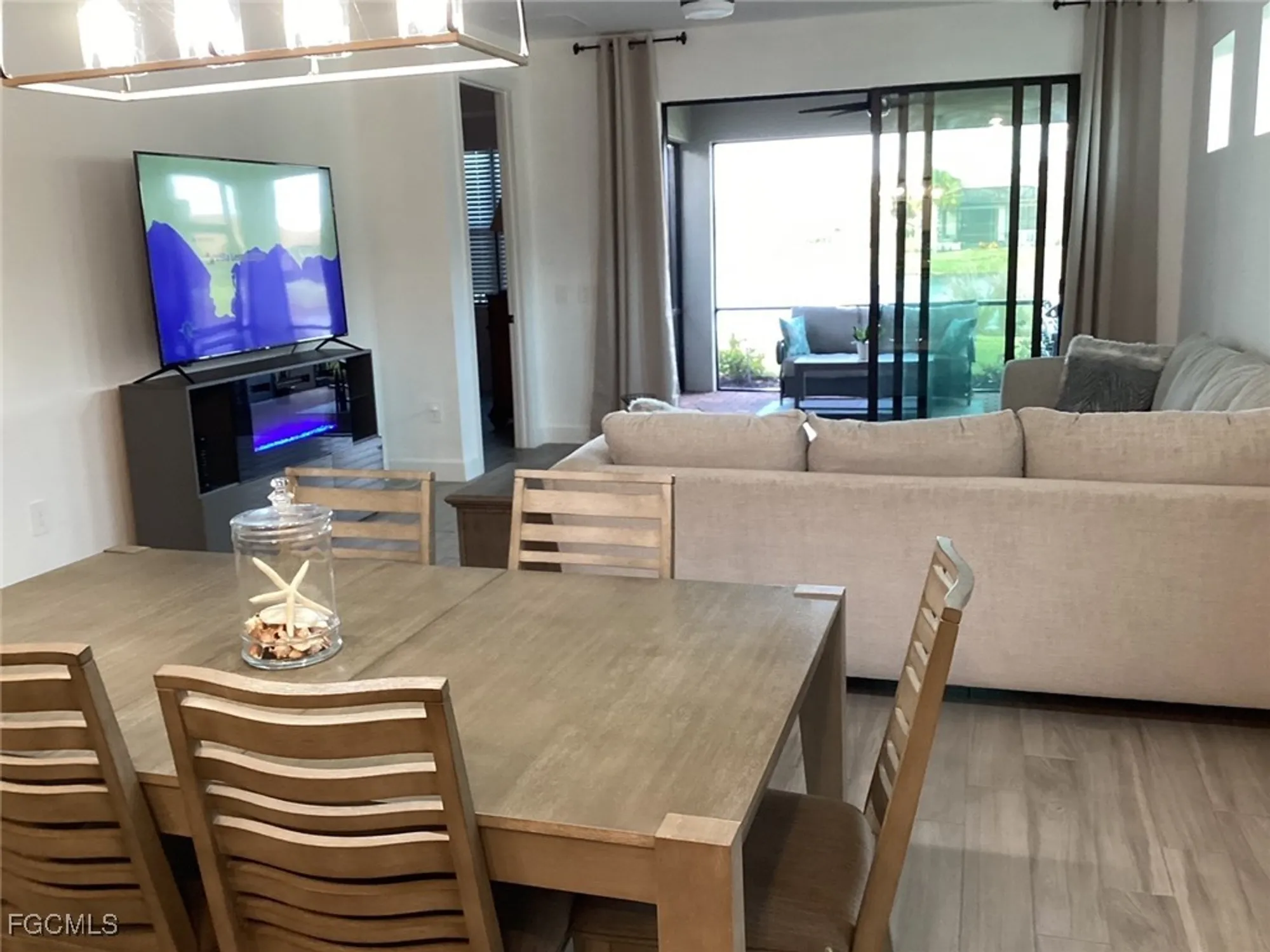 Property Slideshow image 10 of 26 | 17332 corsini dr, Fort Myers, FL, 33913