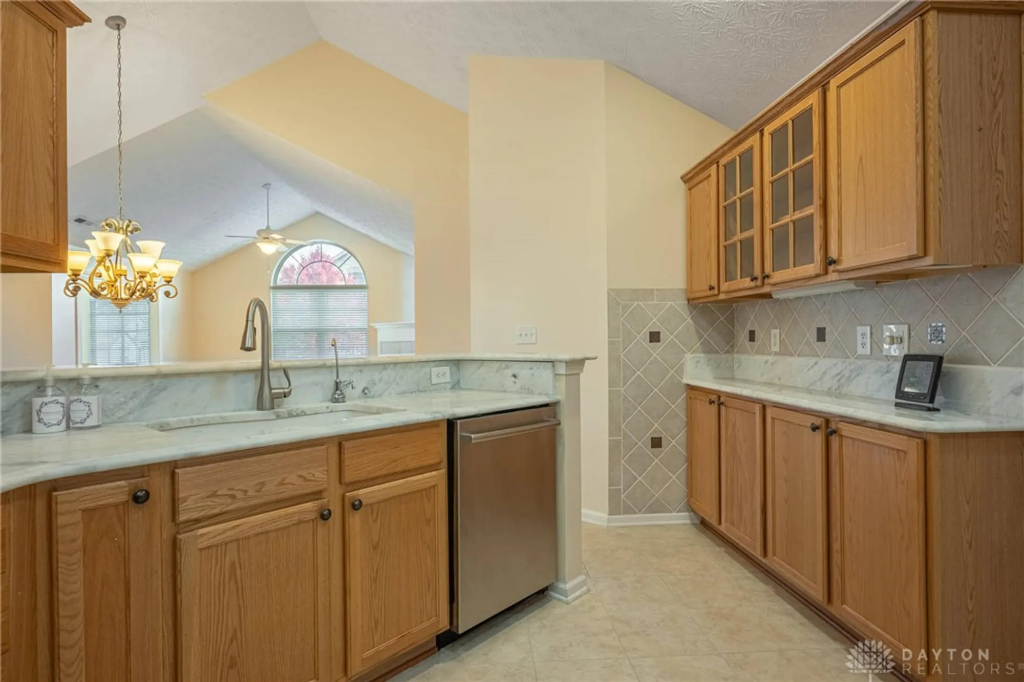 Property Slideshow image 11 of 27 | 3341 greenburn rd, Beavercreek, OH, 45434