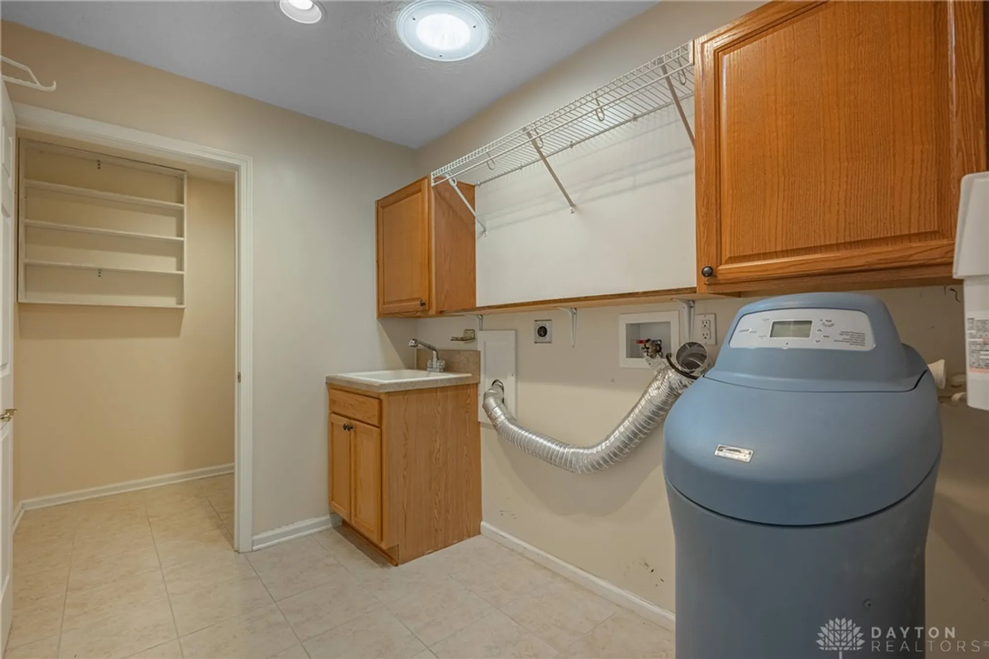 Property Slideshow image 13 of 27 | 3341 greenburn rd, Beavercreek, OH, 45434