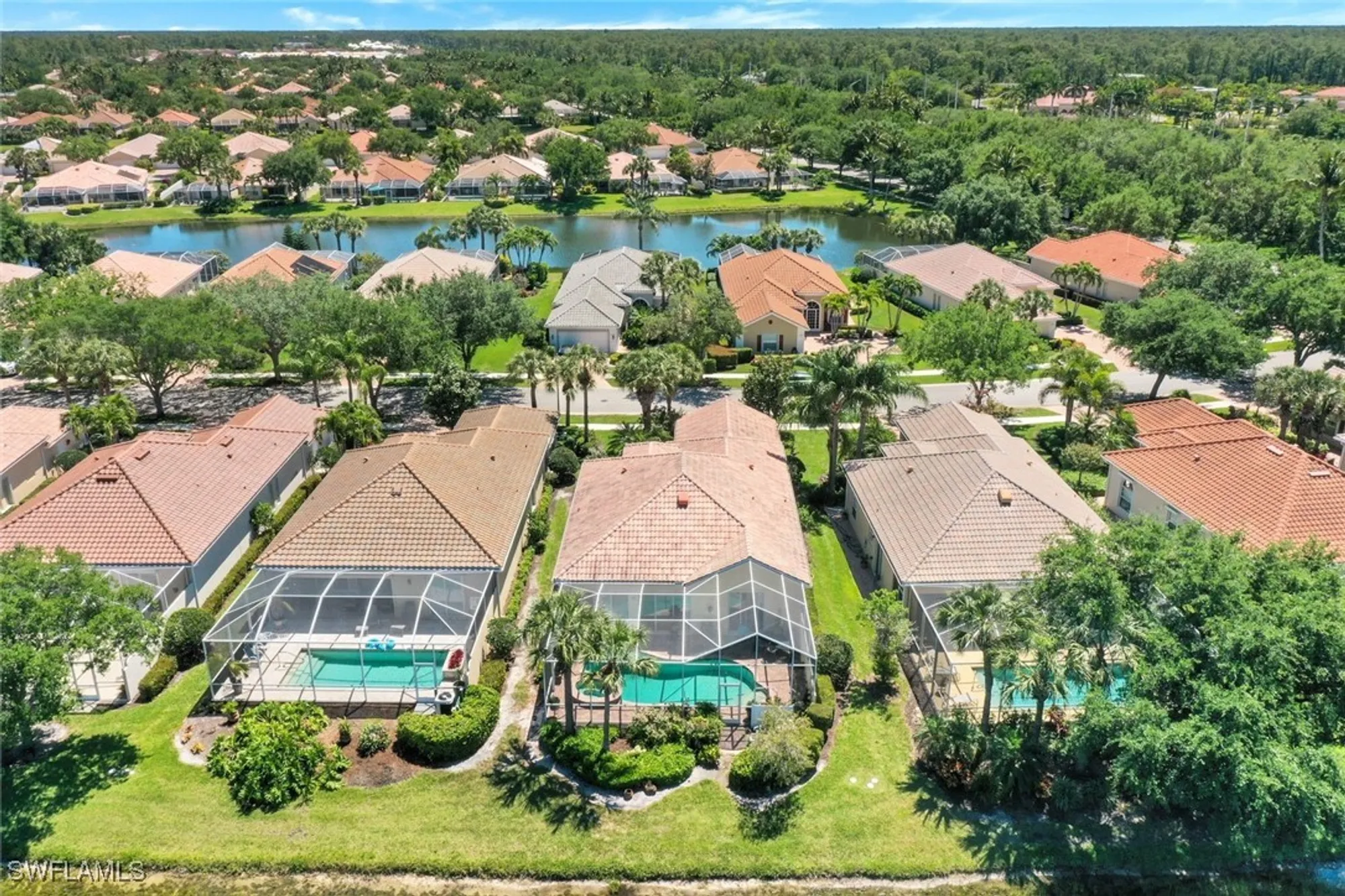 Property Slideshow image 35 of 50 | 2918 gilford way, Naples, FL, 34119