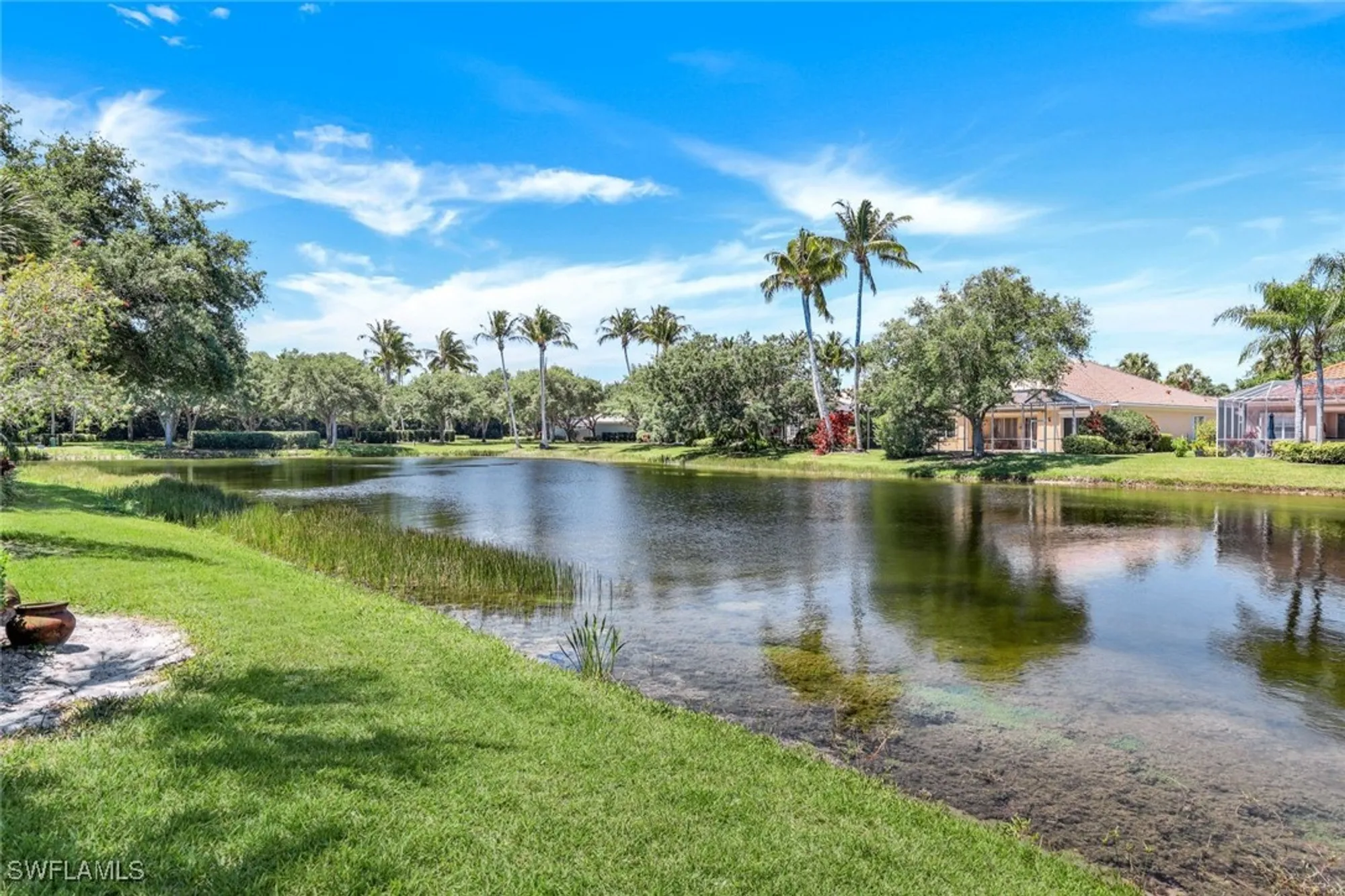 Property Slideshow image 33 of 50 | 2918 gilford way, Naples, FL, 34119