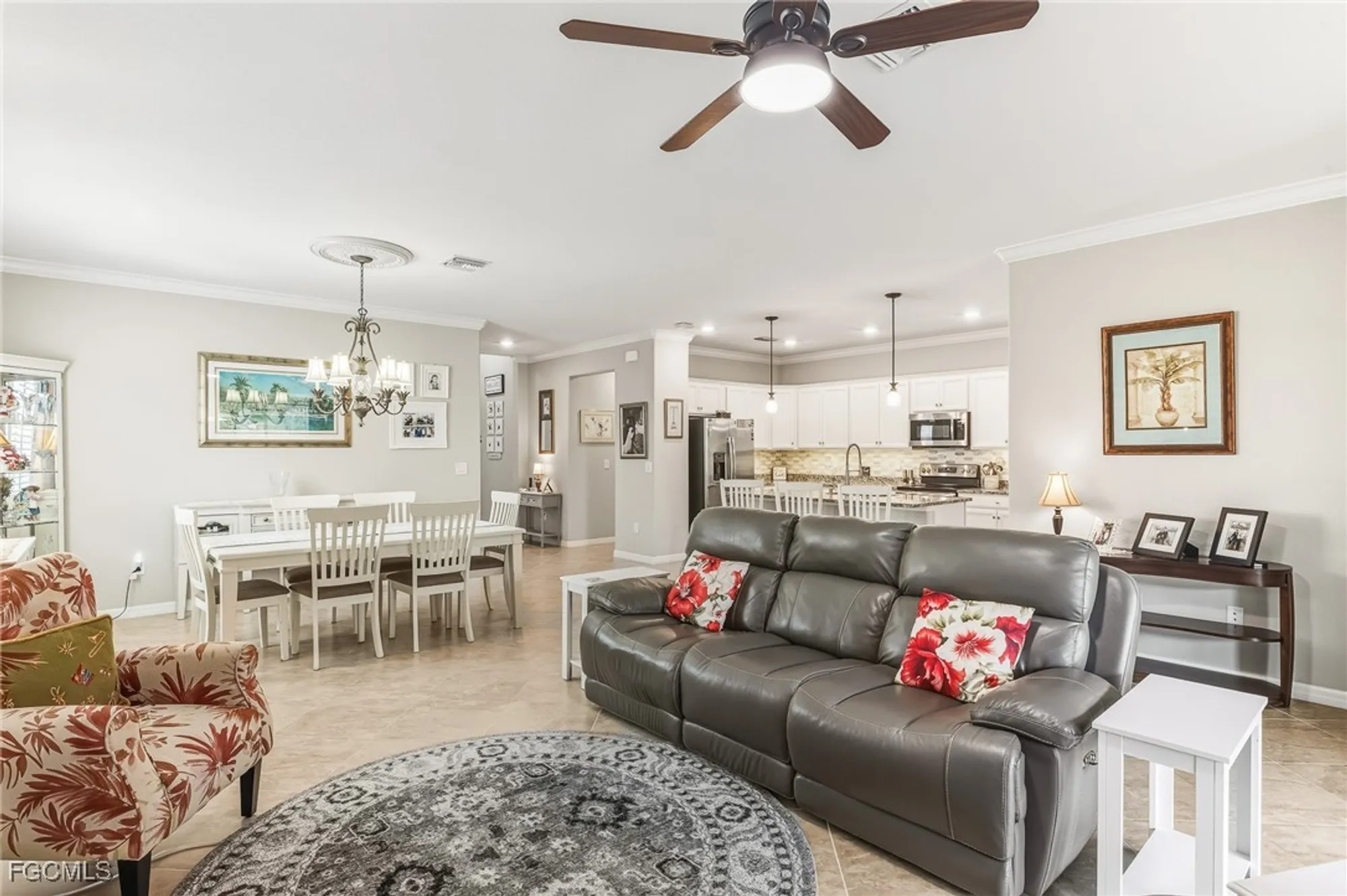 Property Slideshow image 12 of 36 | 10319 fontanella dr, Fort Myers, FL, 33913