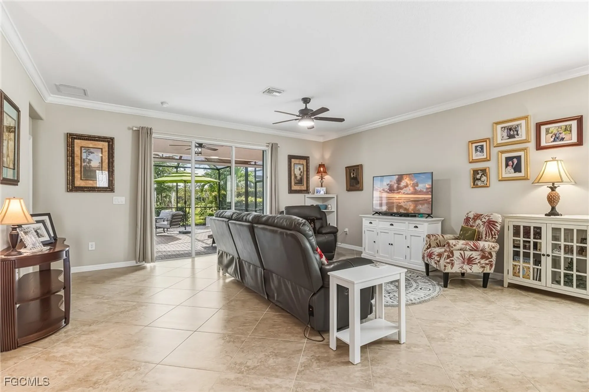 Property Slideshow image 13 of 36 | 10319 fontanella dr, Fort Myers, FL, 33913